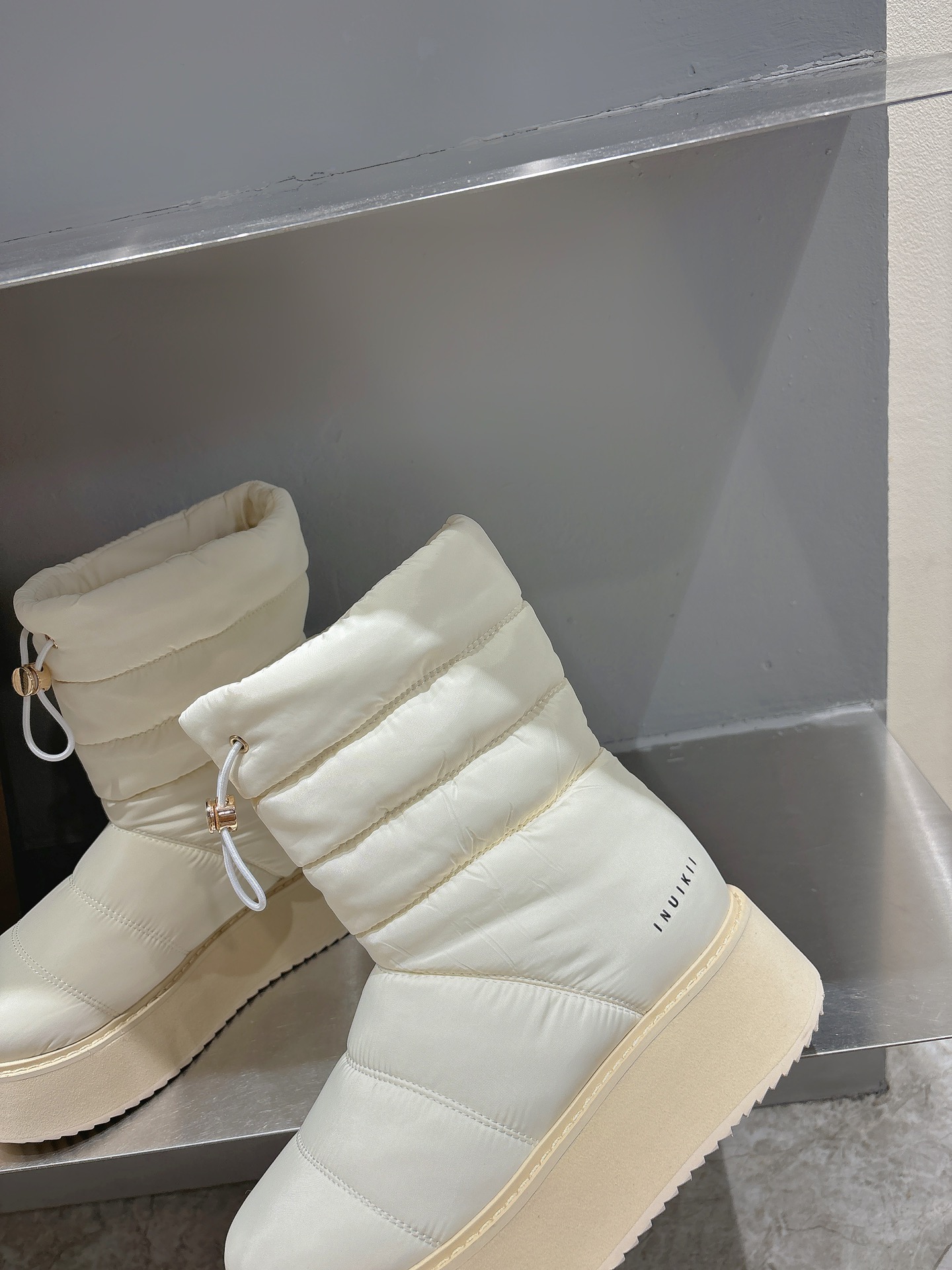2024 INUIKII Snow Boots: Hot Winter Fashion with Zirconium Fabric and Skate-Proof Soles - 图片 7