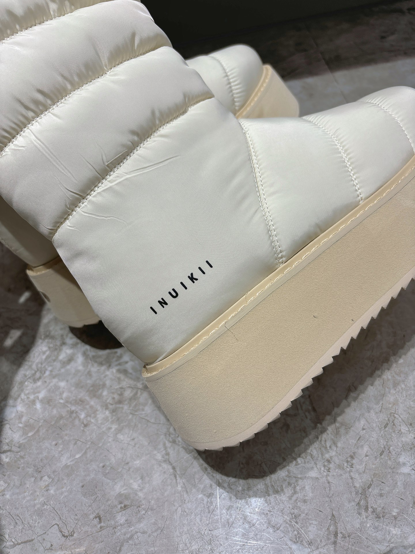 2024 INUIKII Snow Boots: Hot Winter Trend with Zirconium Fabric and Skate-Proof Soles - 图片 8