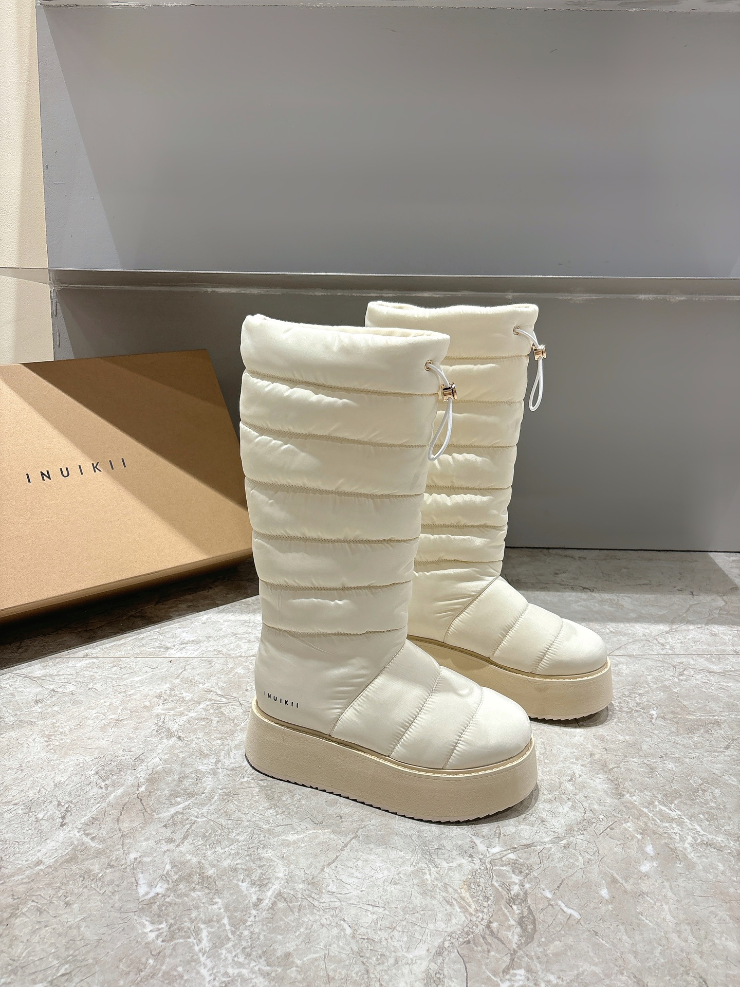 2024 INUIKII Snow Boots: Hot Winter Trend with Zirconium Fabric and Skate-Proof Soles - 图片 6