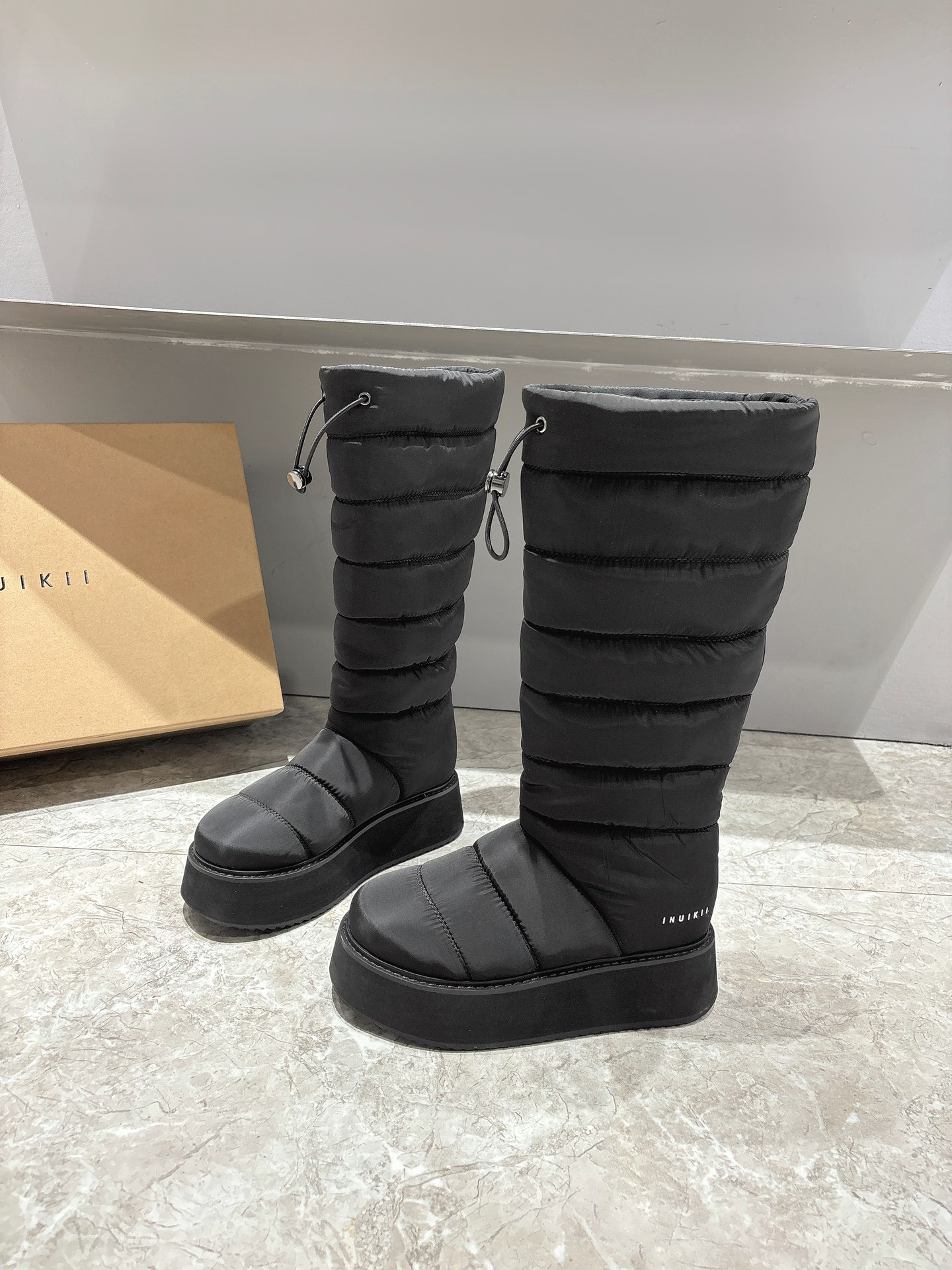 2024 Trendy INUIKII Snow Boots: Zirconium Fabric, Skate-Proof Soles, Customized Number 35-4040. - 图片 3