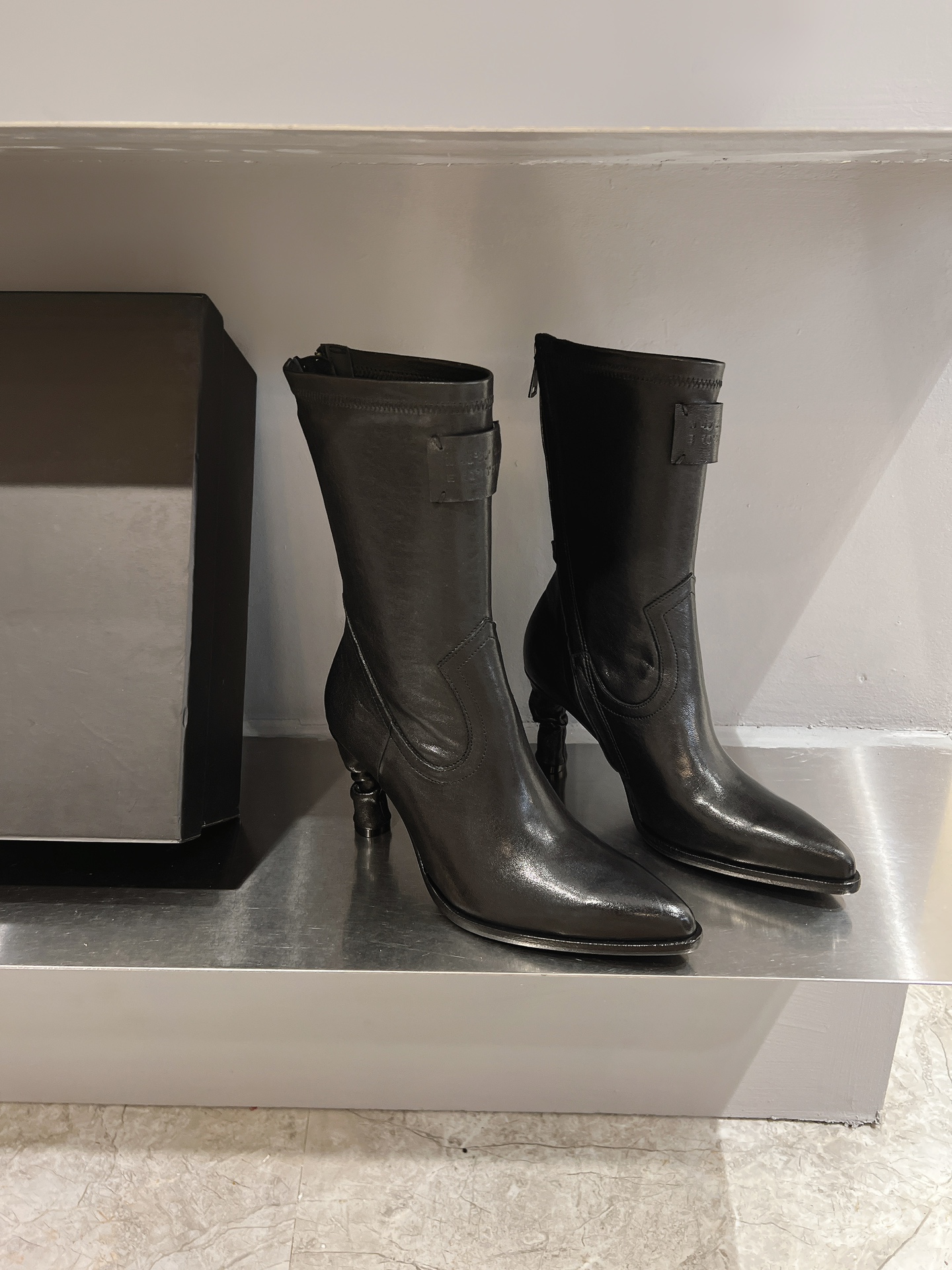 New AS98 Short Boots: Heavy-Duty Hand-Made Leather Work Boots, Code 35-39, 1000 Kyochi. - 图片 5