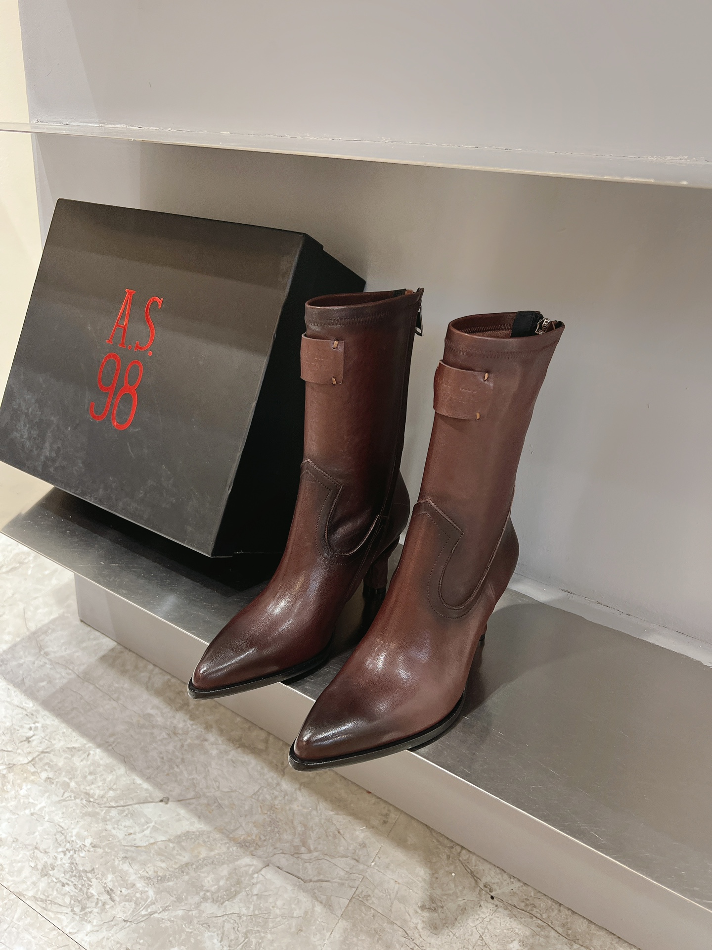 New AS98 Short Boots: Hand-Made Leather Work Boots, Heavy-Duty Quality. - 图片 5