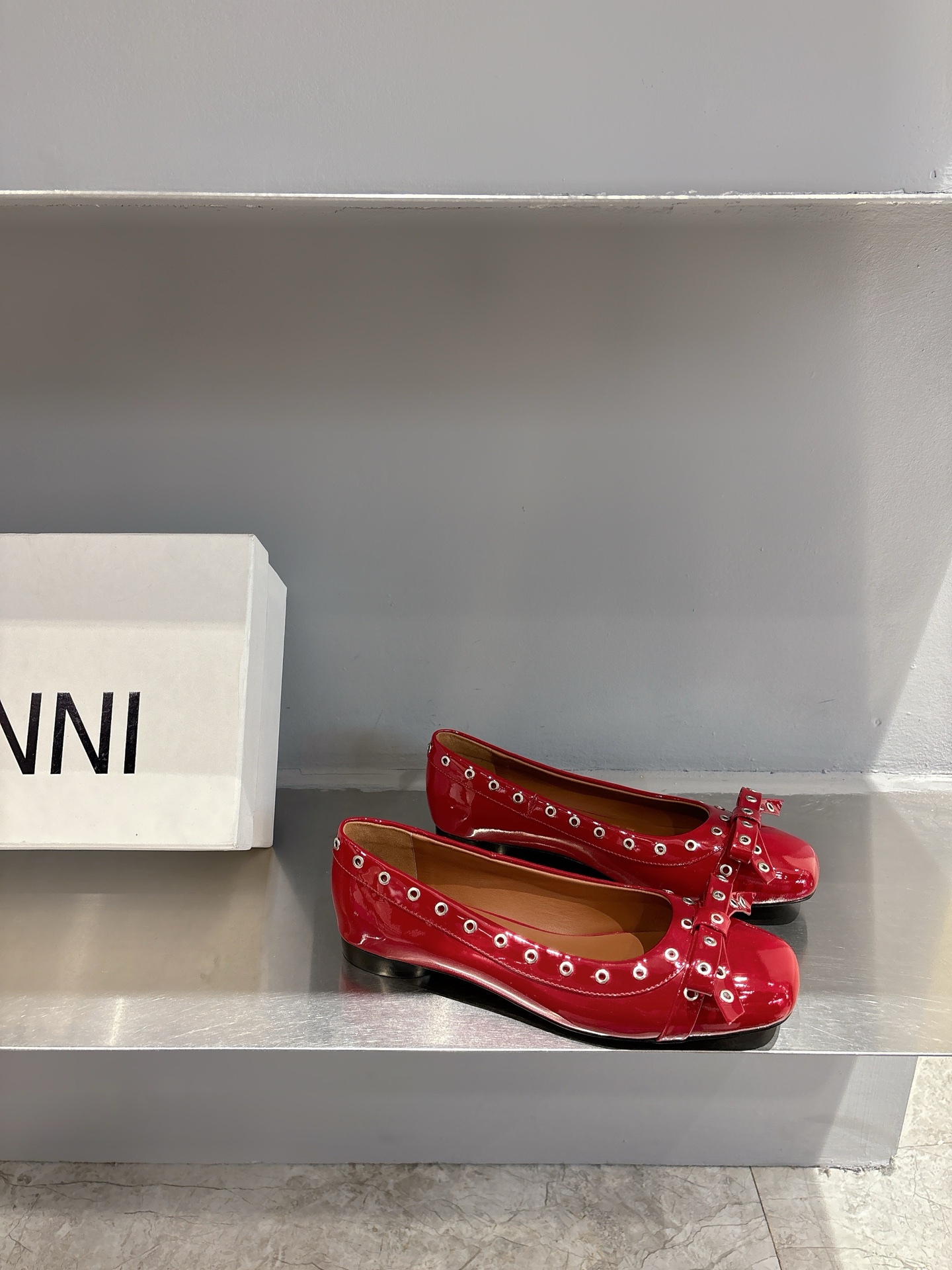 Ganni Spring Summer Ballerina Flats: Romantic French Style with Butterfly Design. - 图片 9