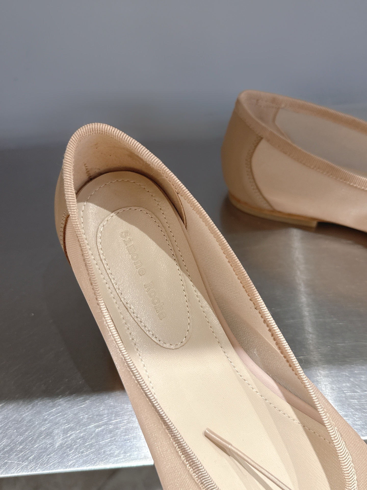 Simone Rocha Ballet Flats with Mesh and Jewel Embellishments 9 i1742740262462 9782 0 6