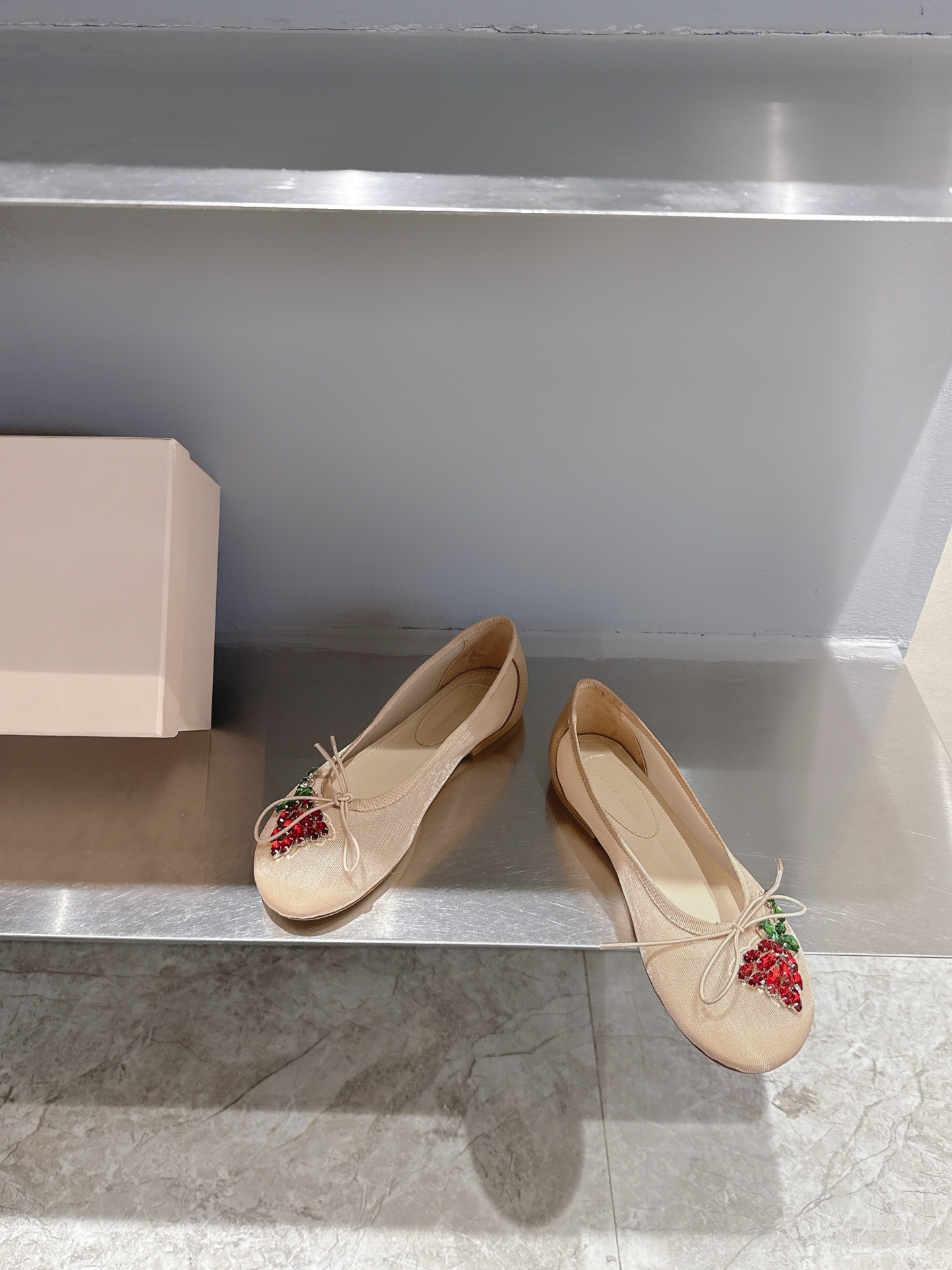Simone Rocha Ballet Flats with Mesh and Jewel Embellishments 4 i1742740262484 8561 0 1