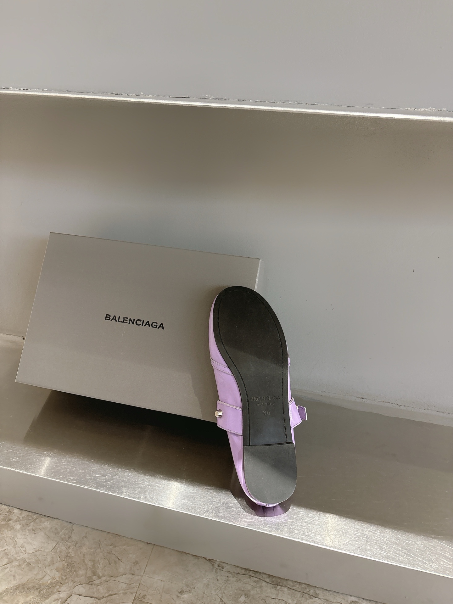 Balenciaga Summer 2025 Metal Strangling Mary Jane Ballet Shoes – Punk Street Style! - 图片 9