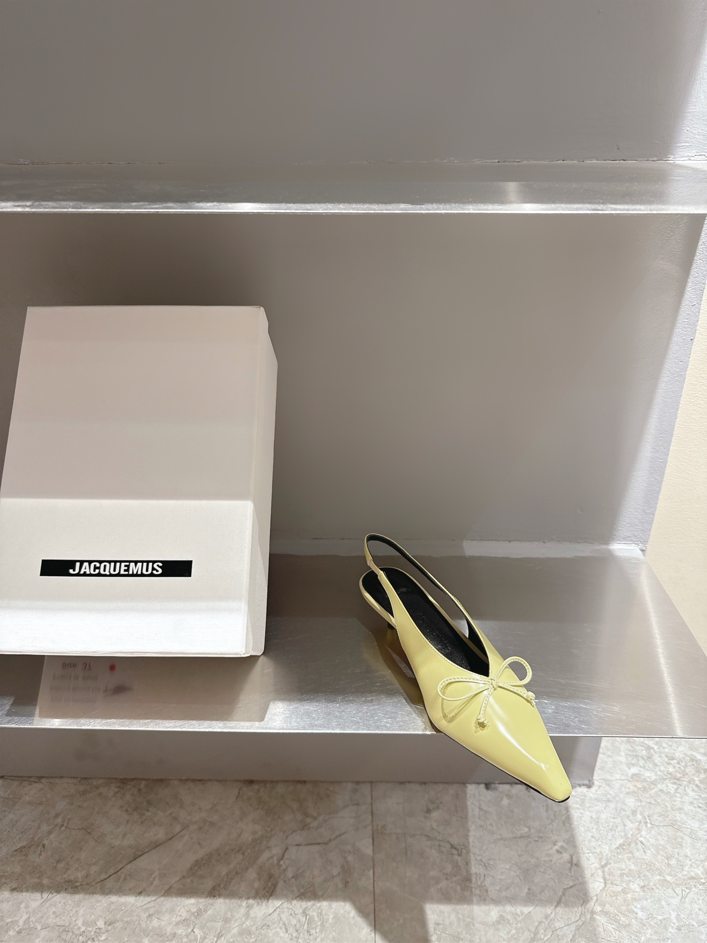 Jacquemus 25s Butterfly Knot Square Heels: Elegant, Stylish, and High-Quality. - 图片 5