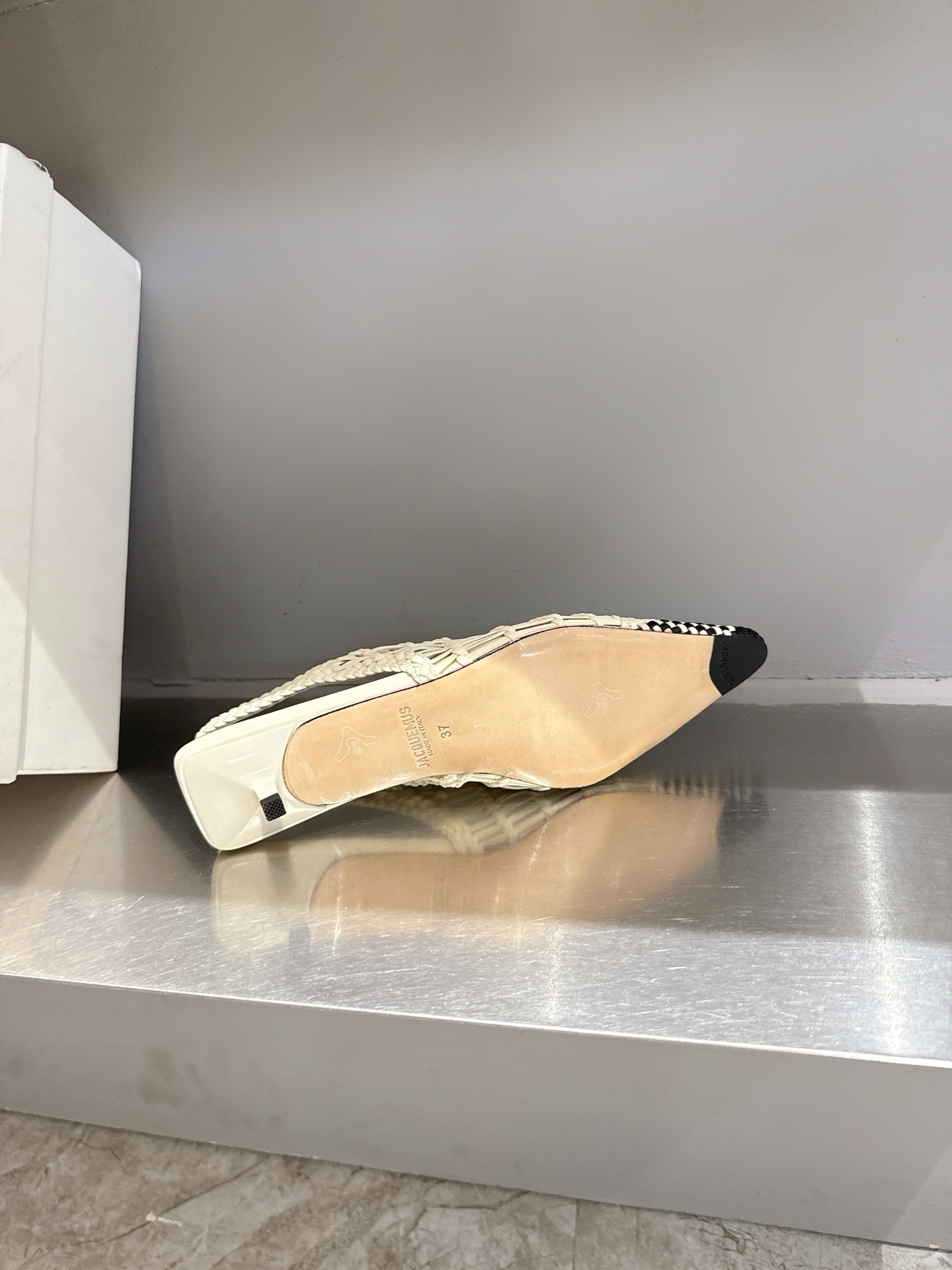 Jacquemus 25SS Knit Short Shoes: Aesthetic Elegance from South France - 图片 9