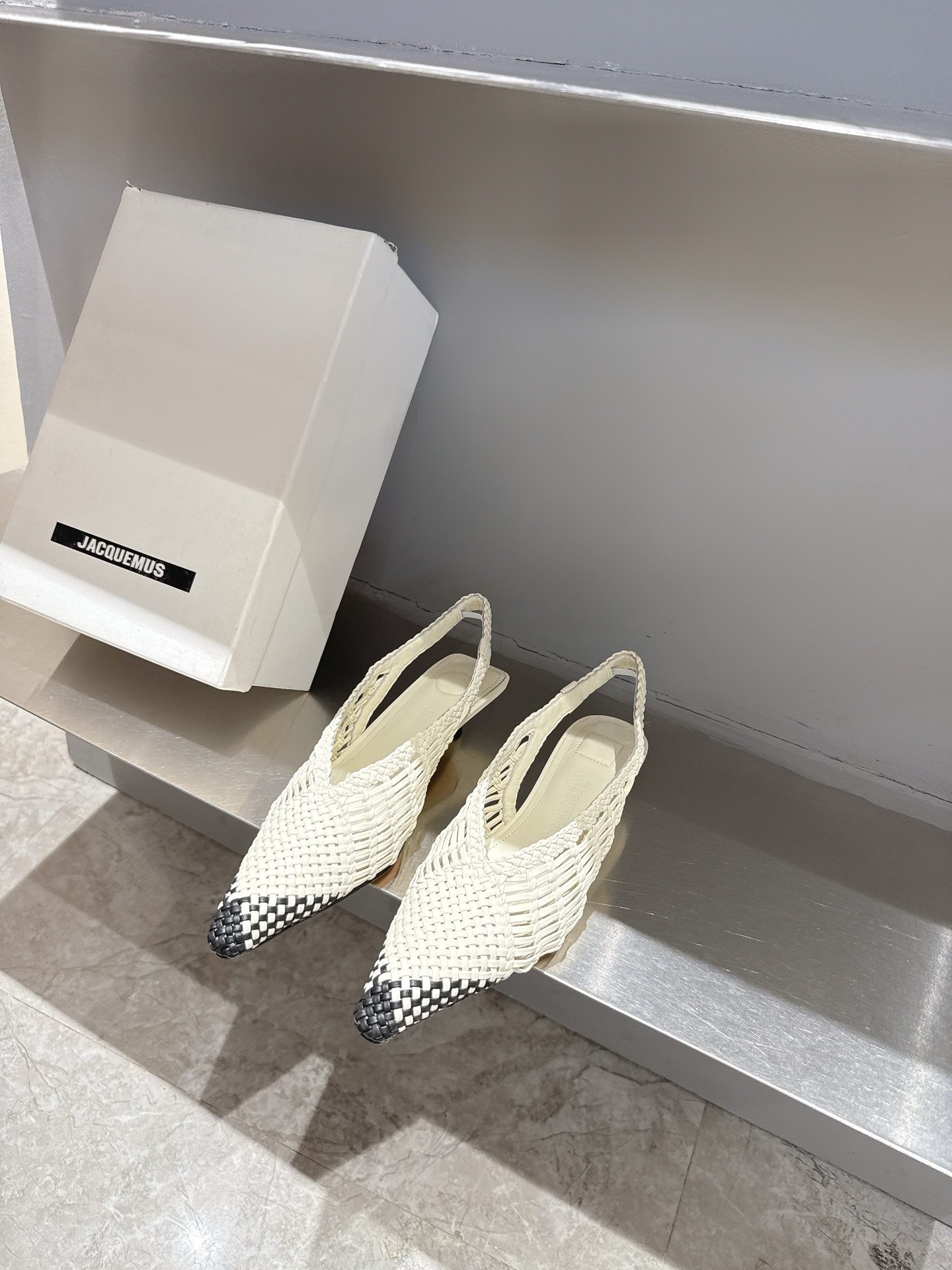 Jacquemus 25SS Knit Short Shoes: Aesthetic Elegance from South France - 图片 6