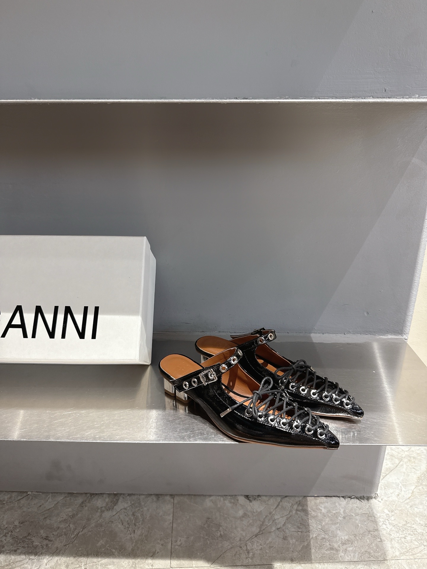 GANNI Spring/Summer 25s: Derby Shoes Review and Details - 图片 4