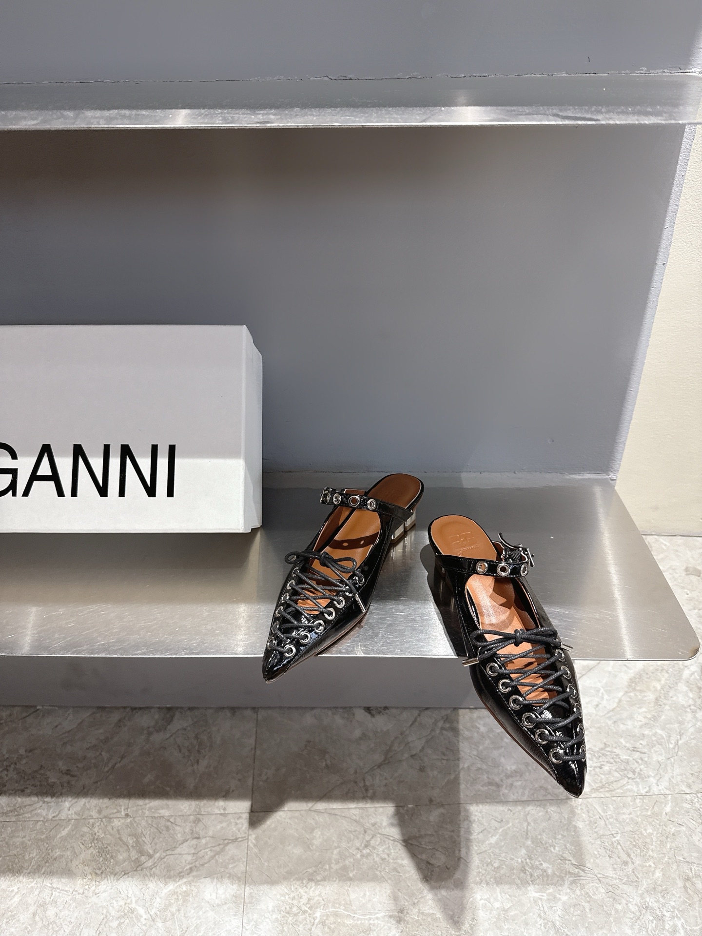 GANNI Spring/Summer 25s: Derby Shoes Review and Details - 图片 2