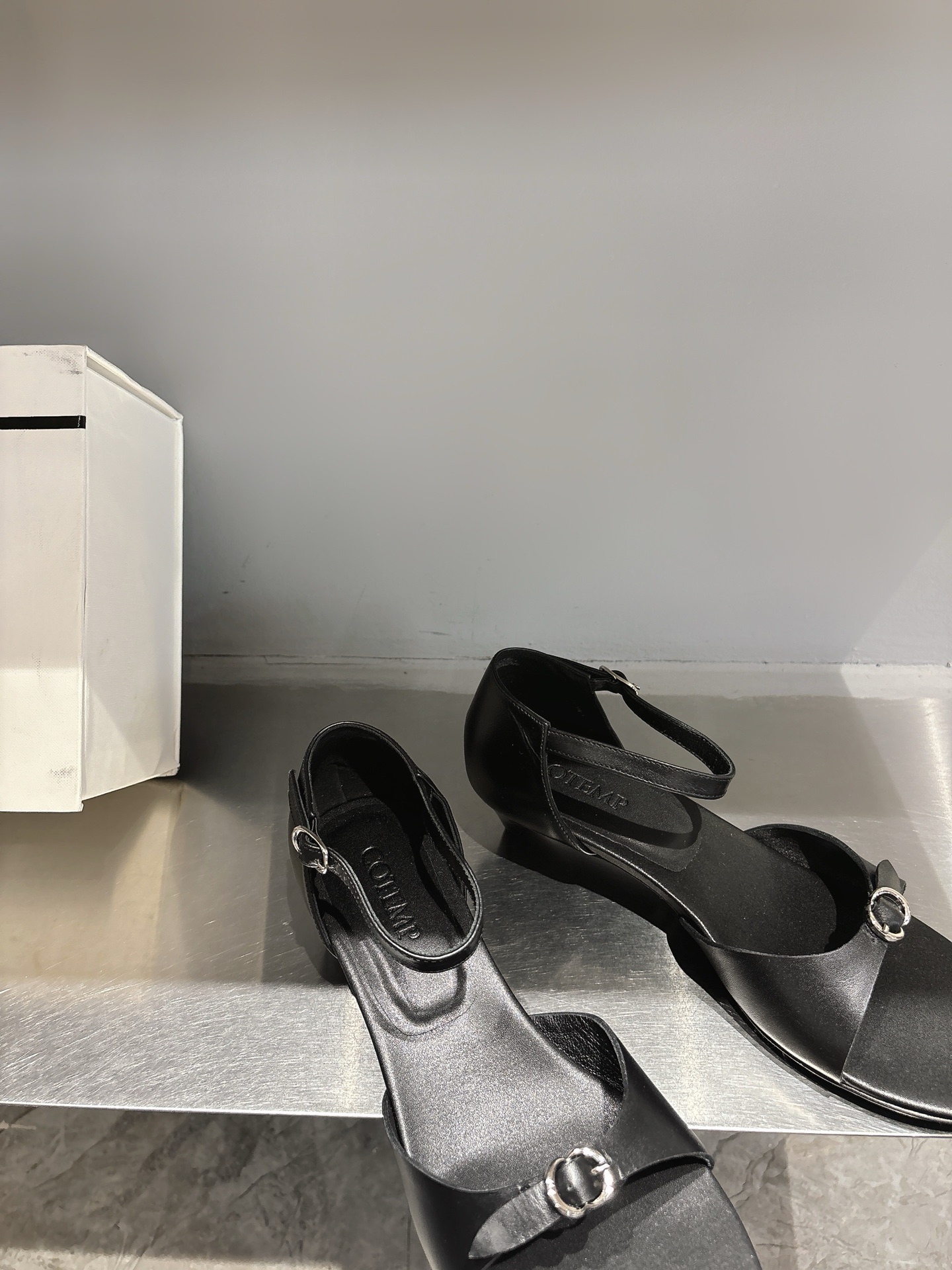 British Frozen Shoes: Classic, Comfy, and Precision-Injected Collection - 图片 8