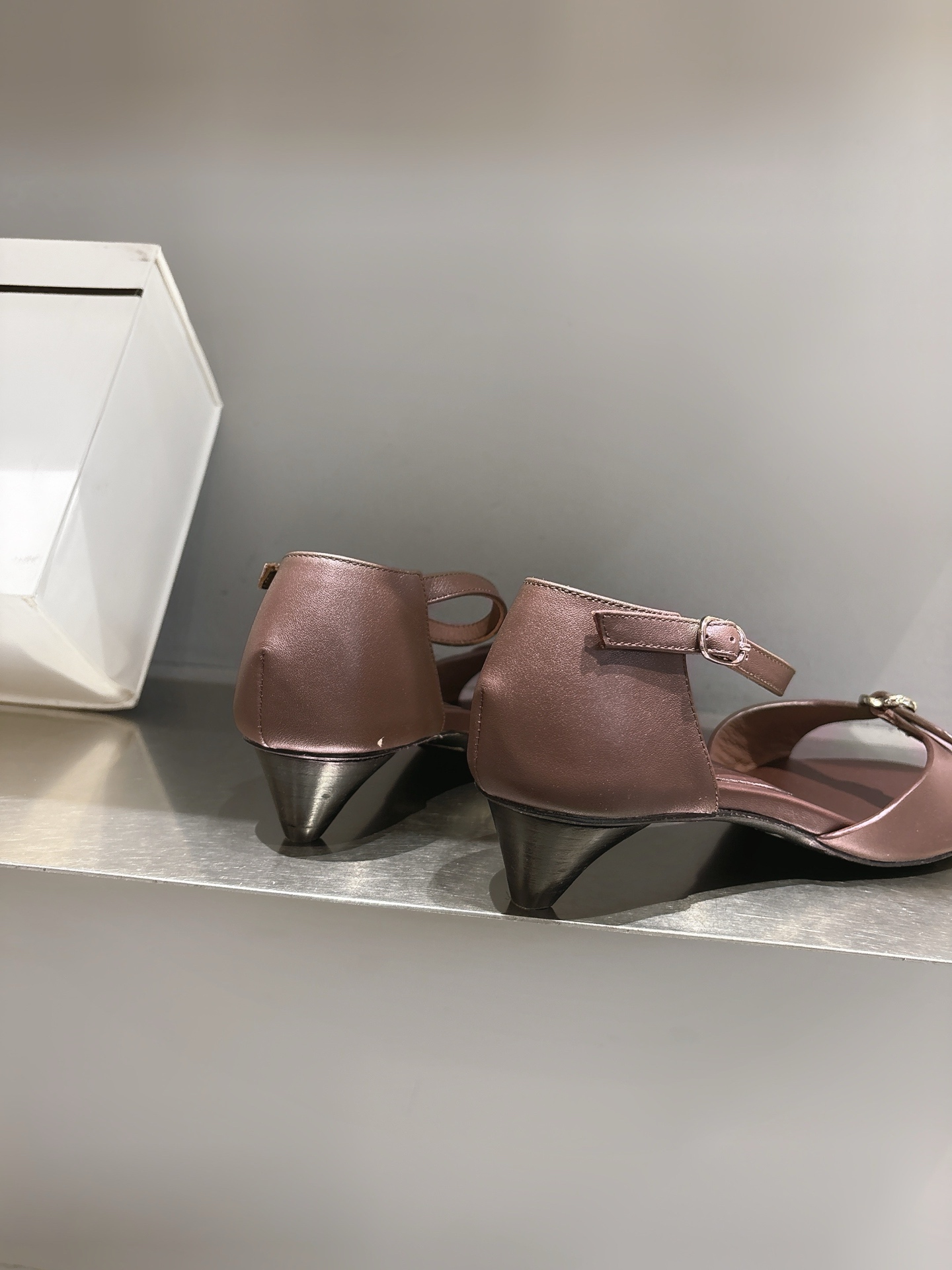 Classic Precision: Cotem British Frozen Shoes Collection for Spring and Summer - 图片 8