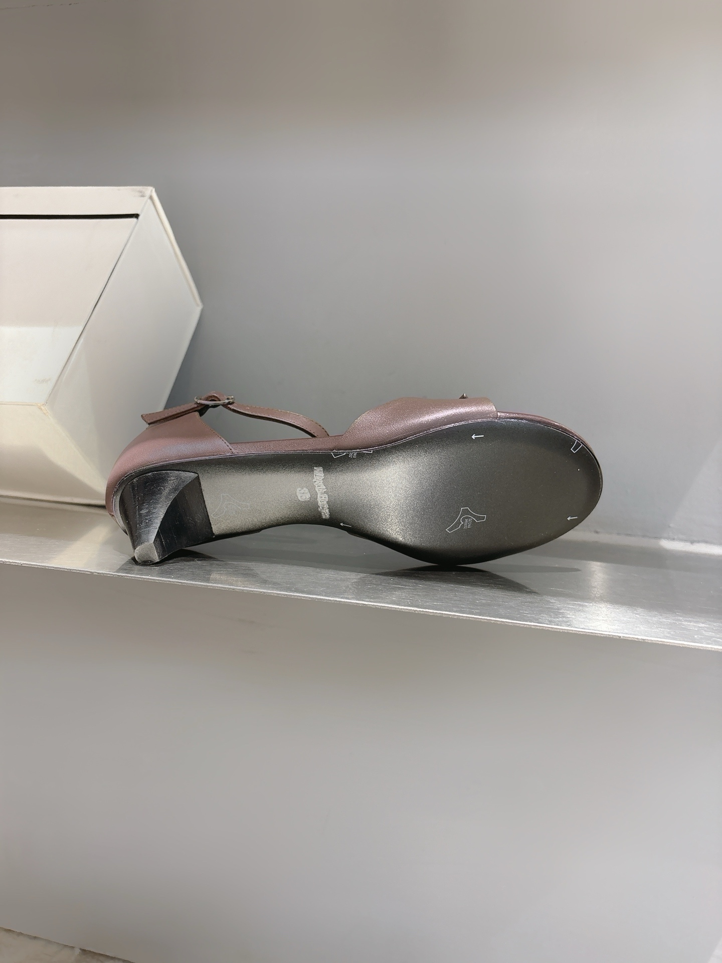 Classic Precision: Cotem British Frozen Shoes Collection for Spring and Summer - 图片 9