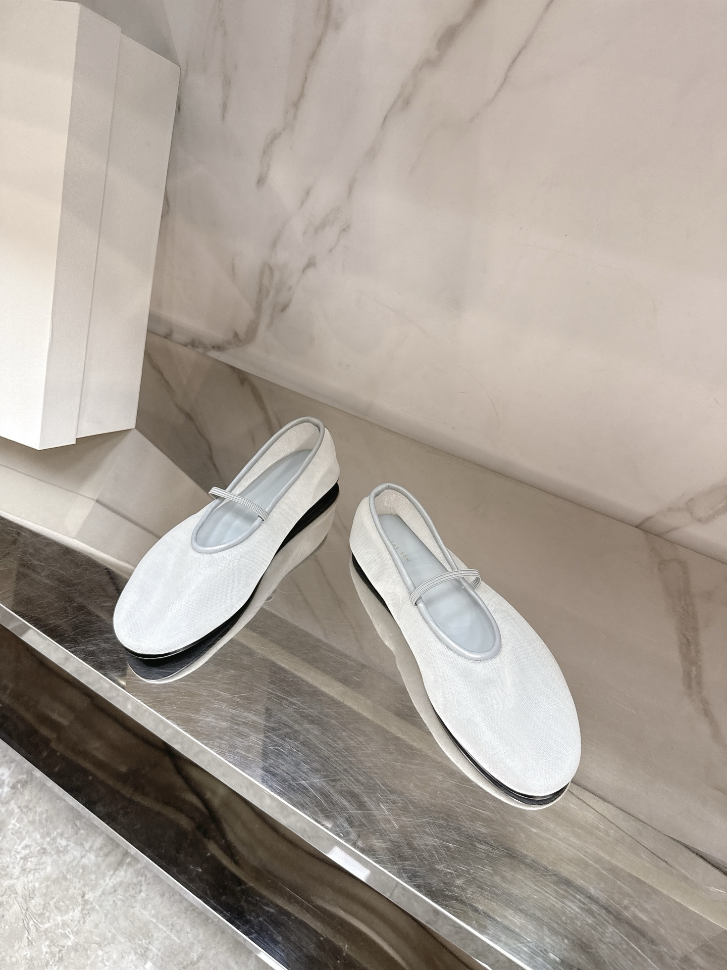Stylish Summer Shoes Collection: Tweaked Tweezers, Super-Venomed Flats, Italian Leather, Sizes 35-39. - 图片 2