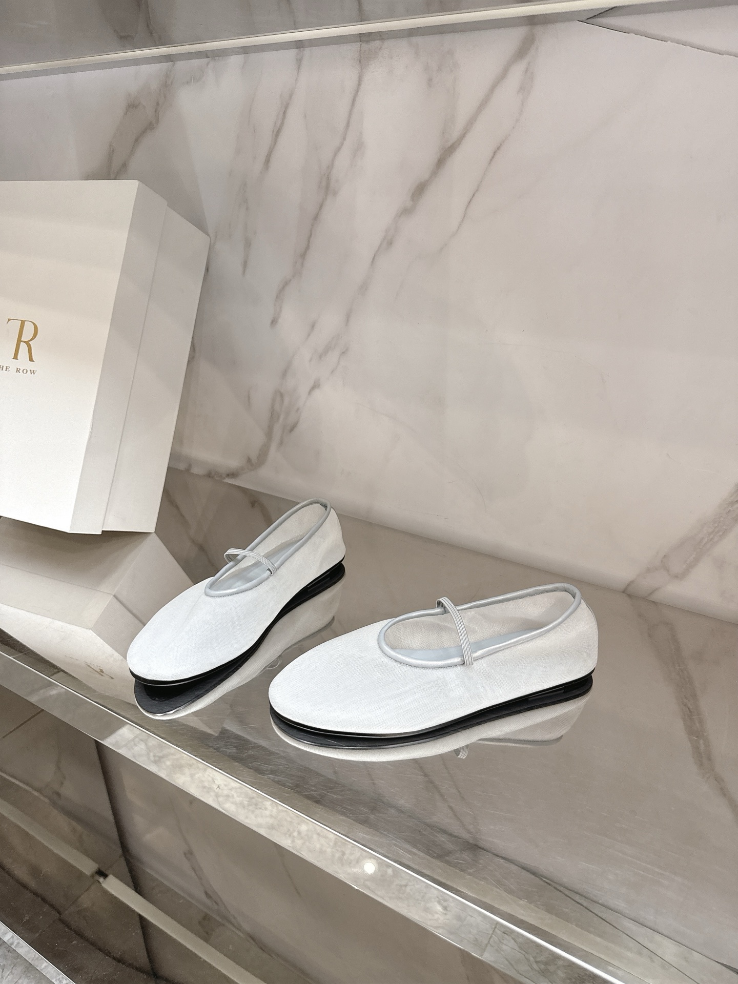 Stylish Summer Shoes Collection: Tweaked Tweezers, Super-Venomed Flats, Italian Leather, Sizes 35-39. - 图片 3