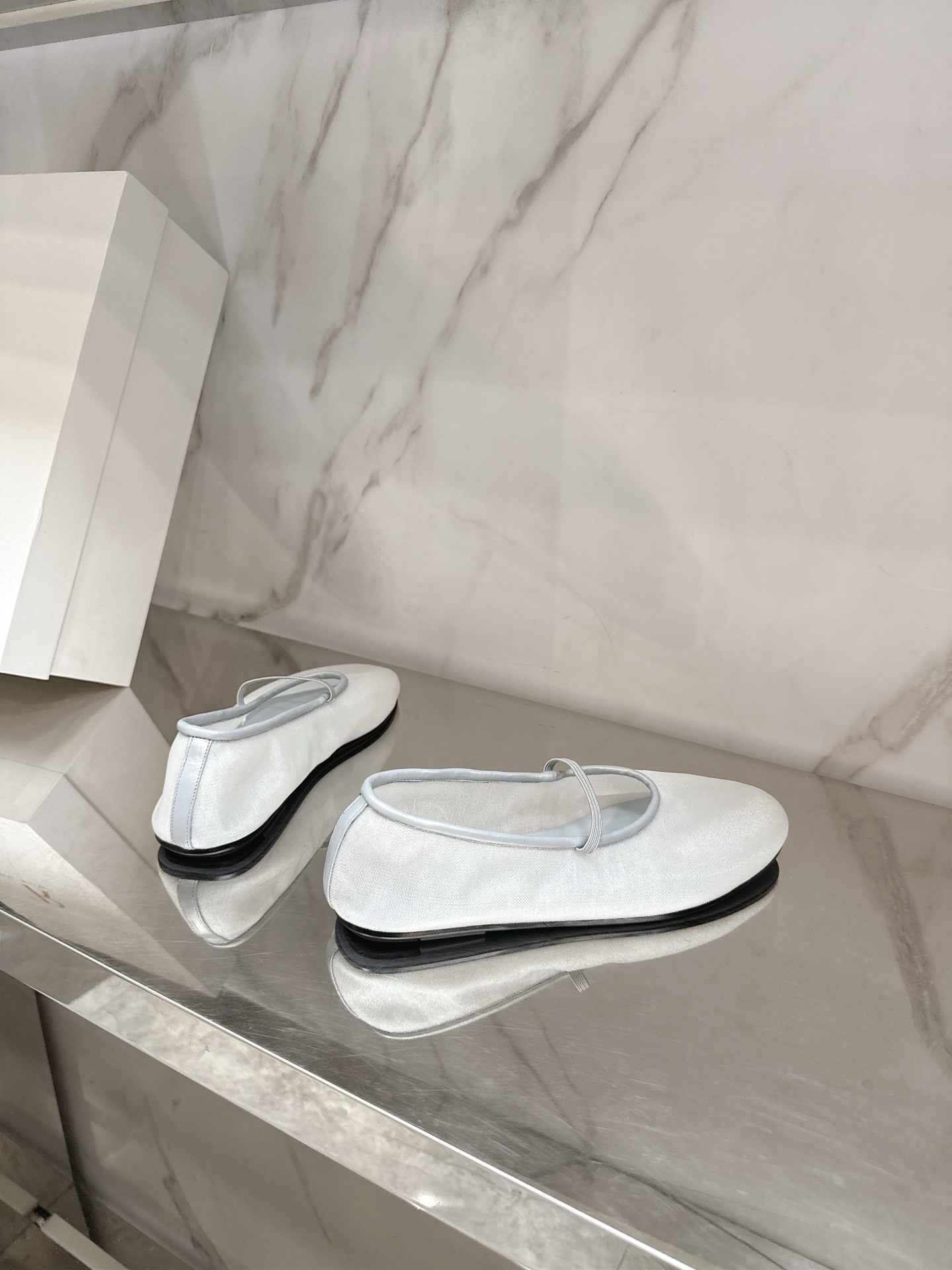 Stylish Summer Shoes Collection: Tweaked Tweezers, Super-Venomed Flats, Italian Leather, Sizes 35-39. - 图片 4