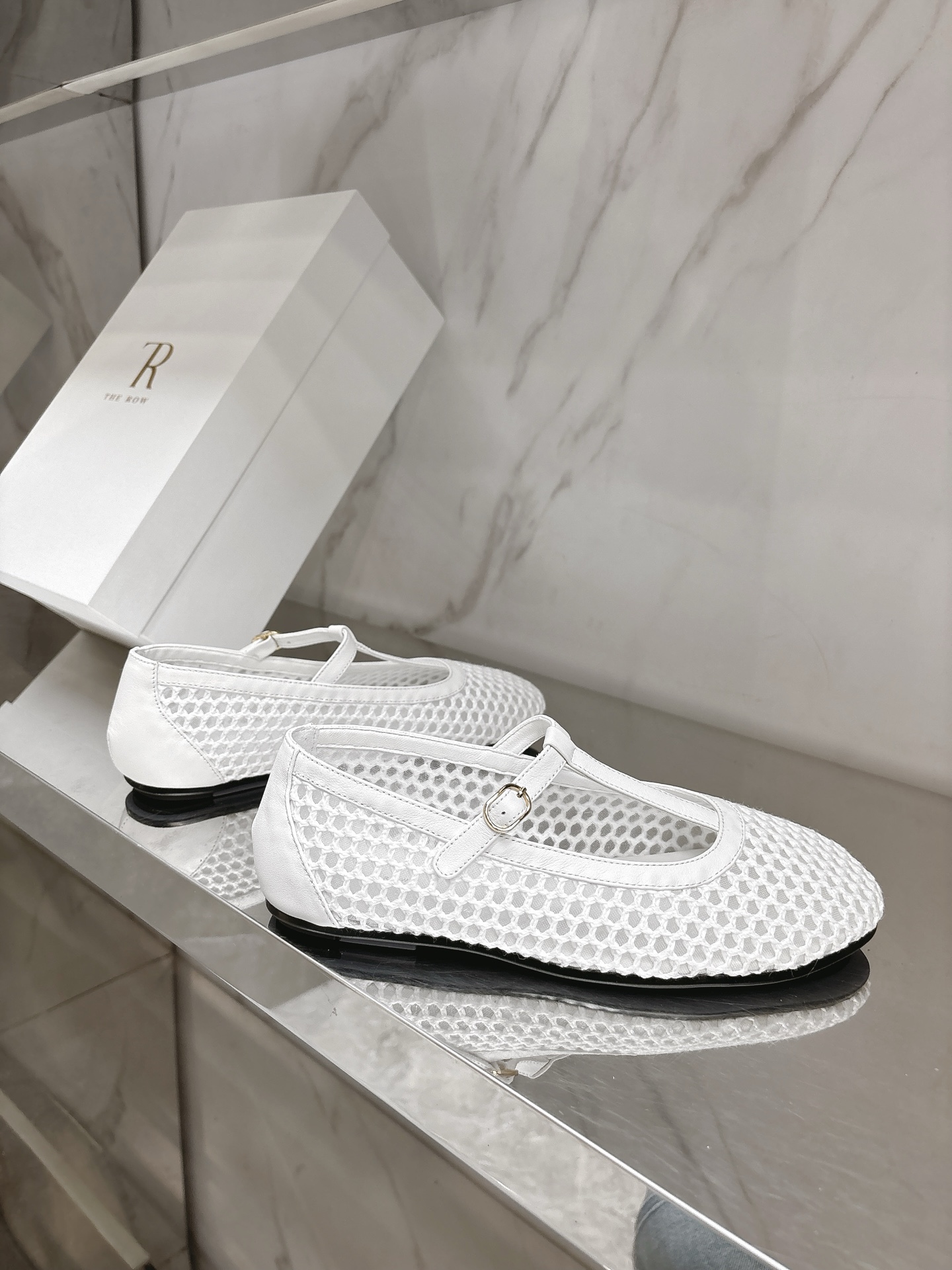 2025 New Hotnet Super-Ventilating Flat Shoes: Sheepskin, Italian Platinum, Sizes 35-39# - 图片 4