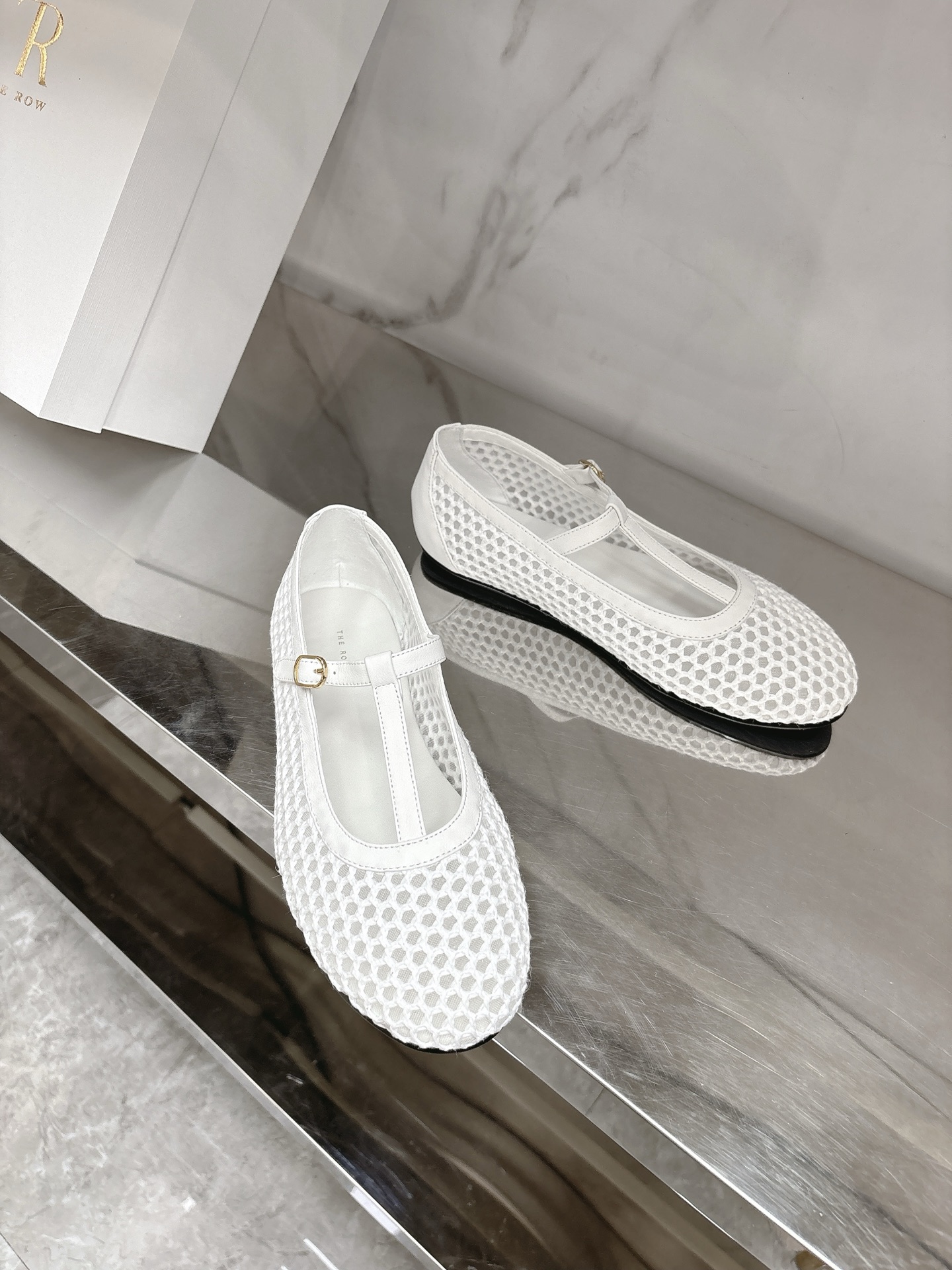2025 New Hotnet Super-Ventilating Flat Shoes: Sheepskin, Italian Platinum, Sizes 35-39# - 图片 6