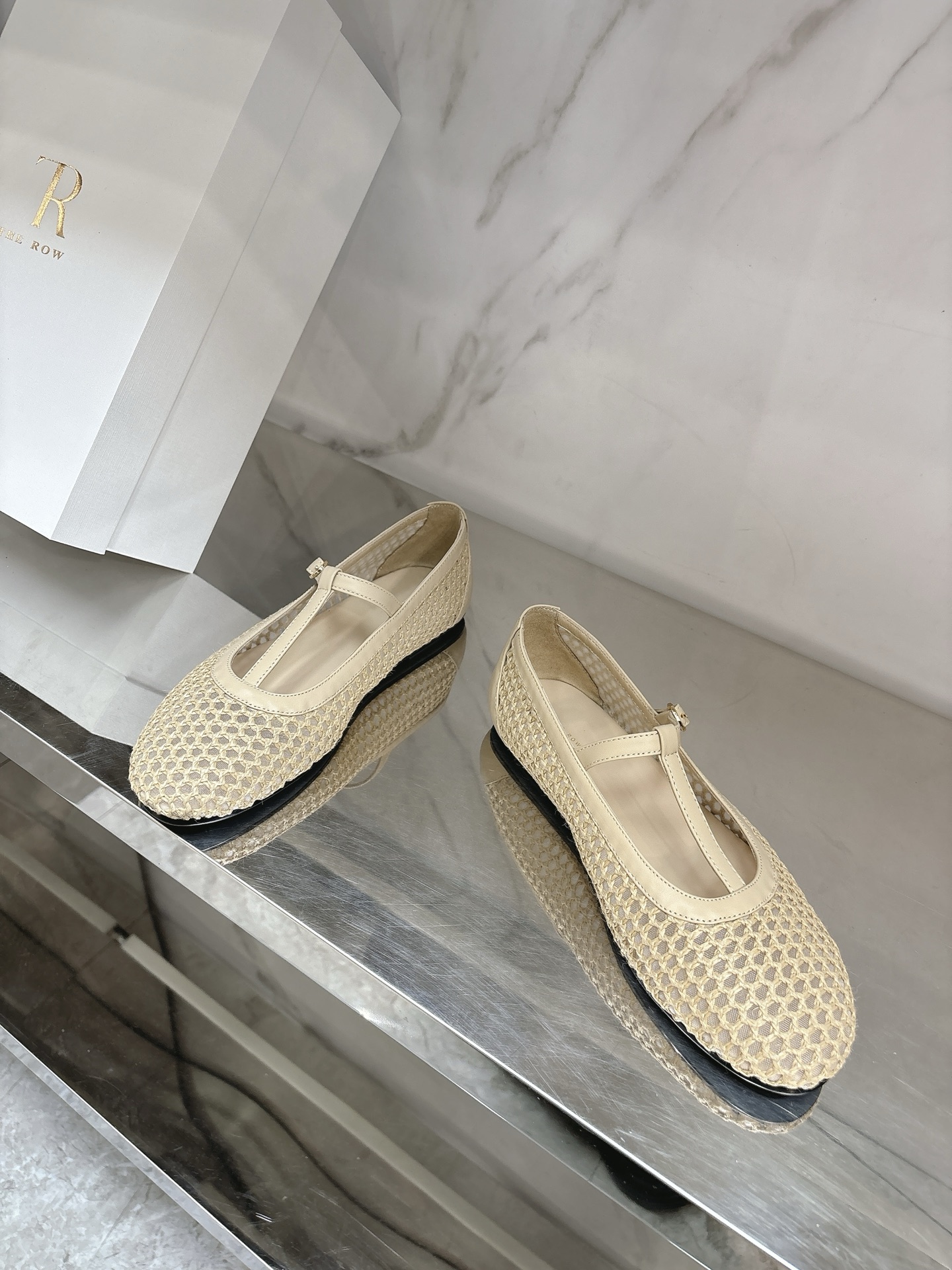 2025 New Hotnet Super-Ventilating Flat Shoes for Summer Fashionistas - 图片 2