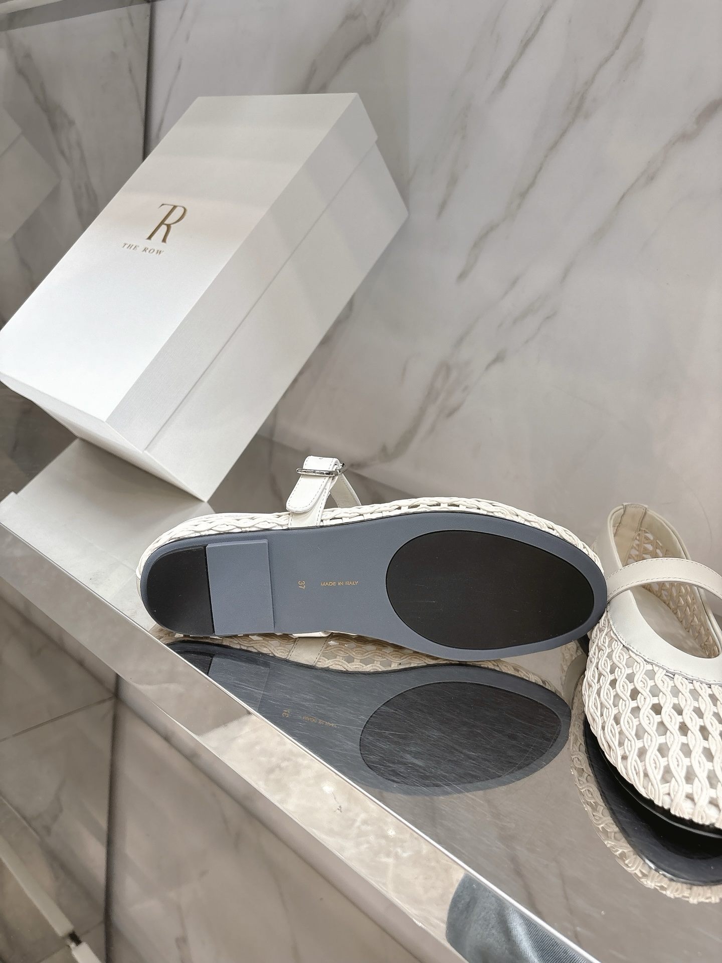 2025 Hotnet Flat Shoes: Super-Ventilating Pair for Summer Fashionistas - 图片 9