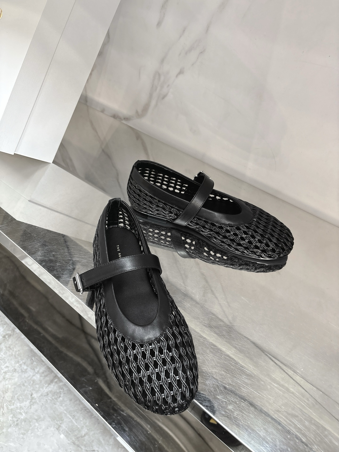 2025 New Hotnet Flat Shoes: Super-Ventilating, Stylish, and Comfortable for Summer - 图片 6