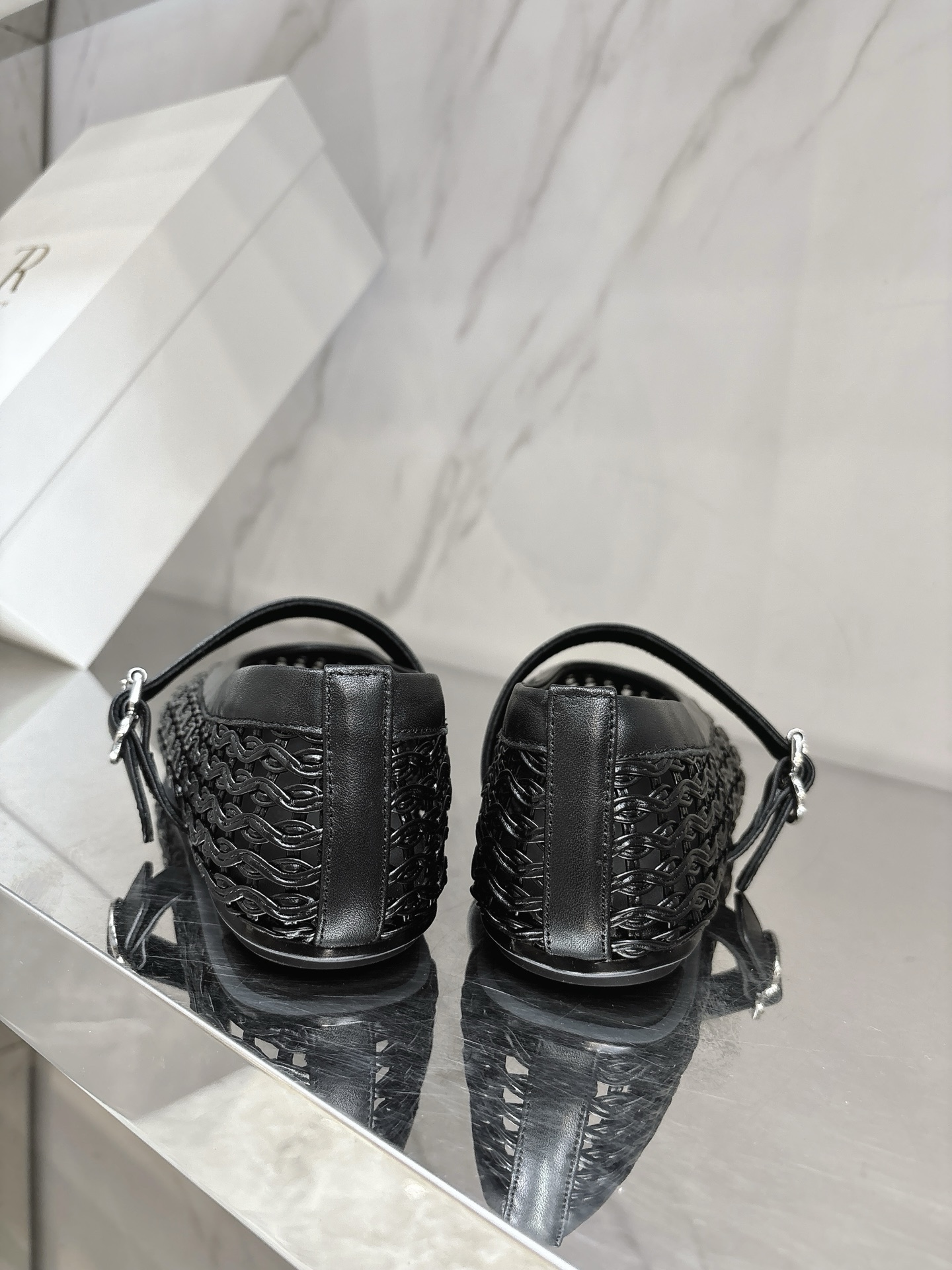 2025 New Hotnet Flat Shoes: Super-Ventilating, Stylish, and Comfortable for Summer - 图片 8
