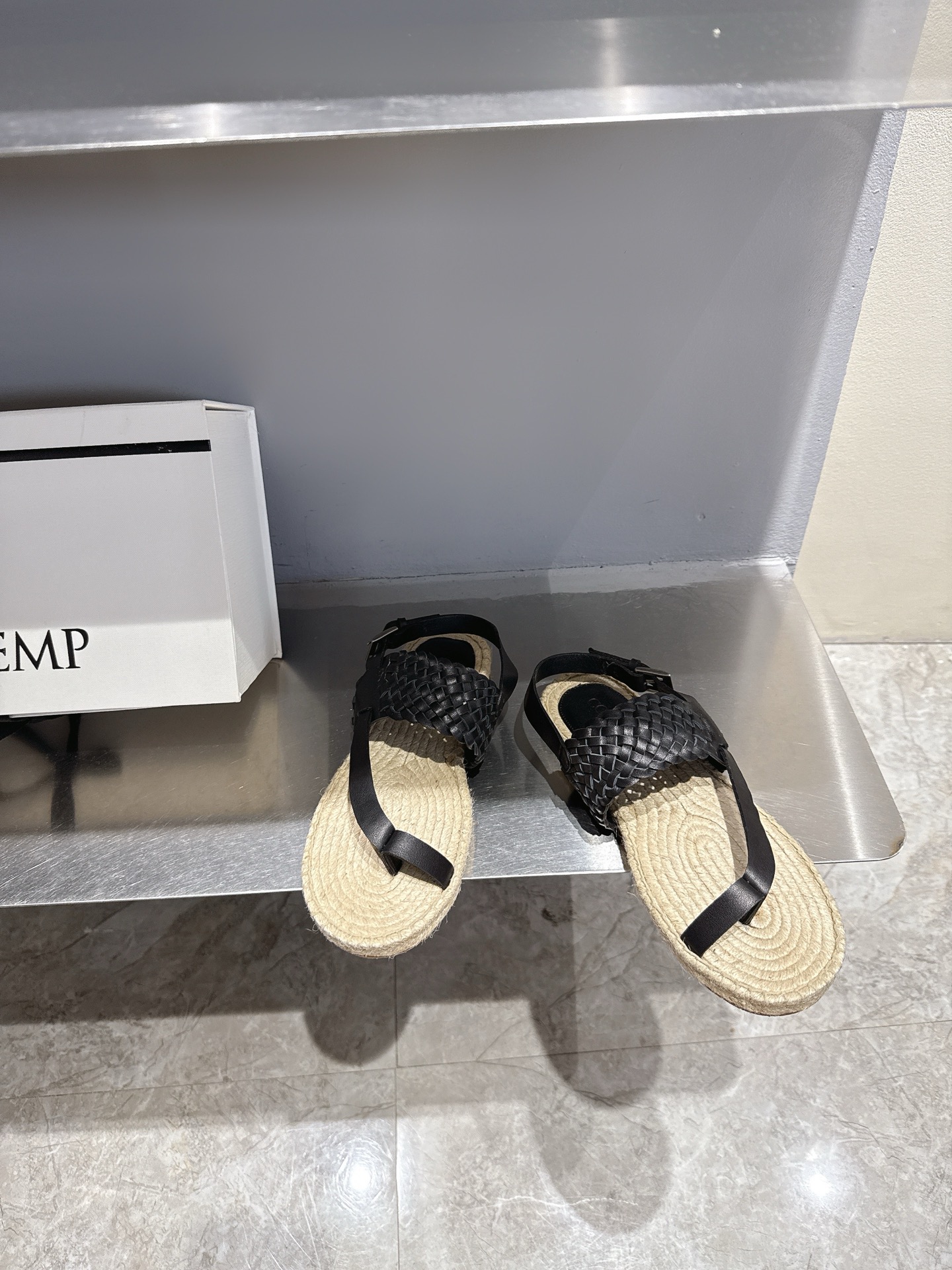 “Hand-Woven Sandals: Cotem’s New Spring/Summer Collection 2025” - 图片 2