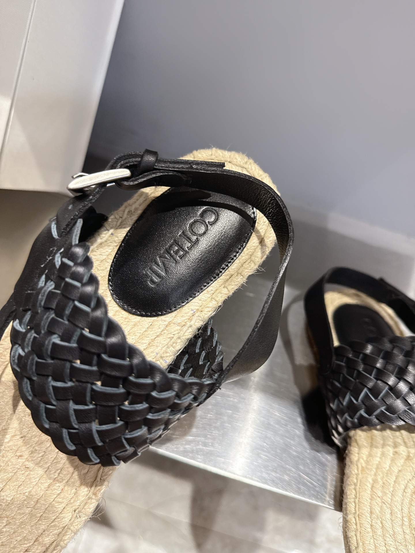 “Hand-Woven Sandals: Cotem’s New Spring/Summer Collection 2025” - 图片 8
