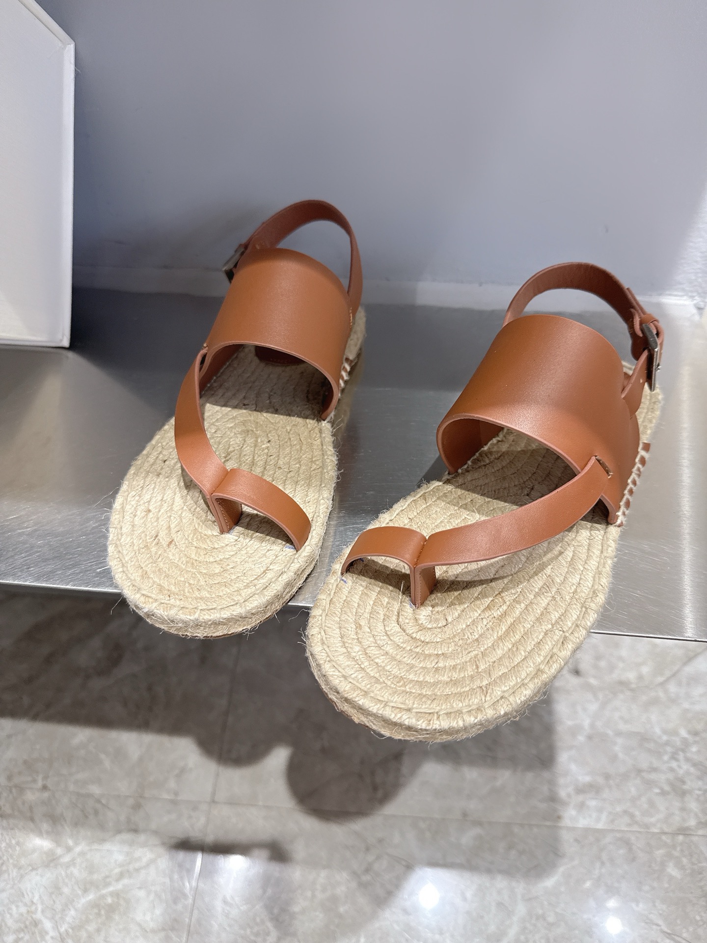 “Hand-Woven Sandals: Cotem 25 Spring Summer Collection Highlights Natural Laxity and Wild Fashion” - 图片 8
