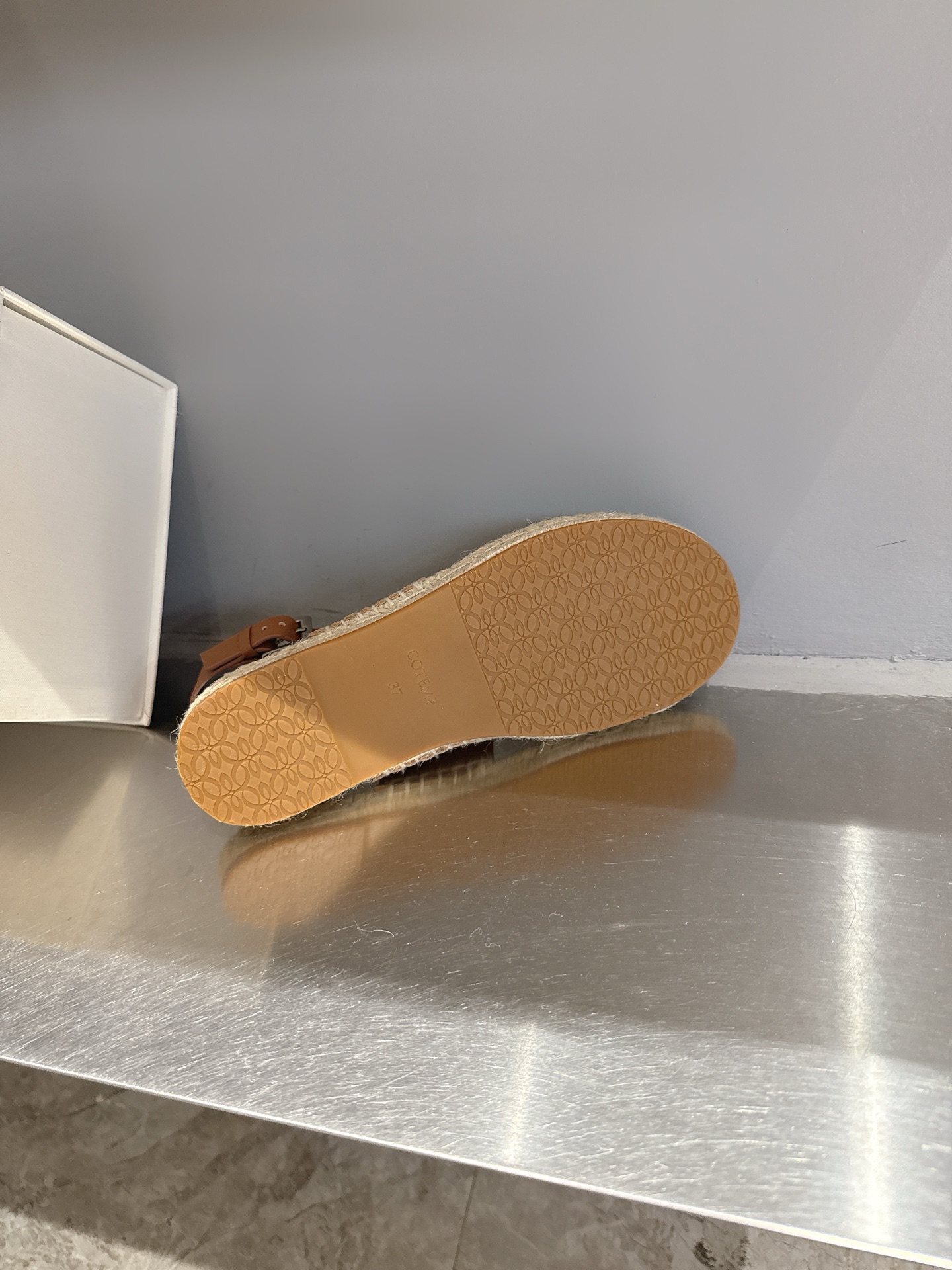 “Hand-Woven Sandals: Cotem 25 Spring Summer Collection Highlights Natural Laxity and Wild Fashion” - 图片 9