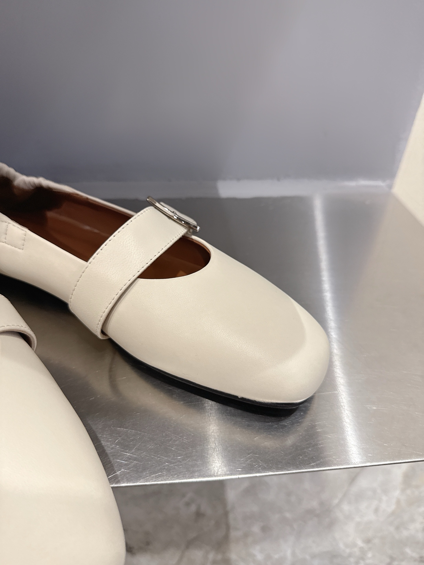 GANNI Spring/Summer 25s: Derby Shoes Love at First Sight with Thin Soles. - 图片 8