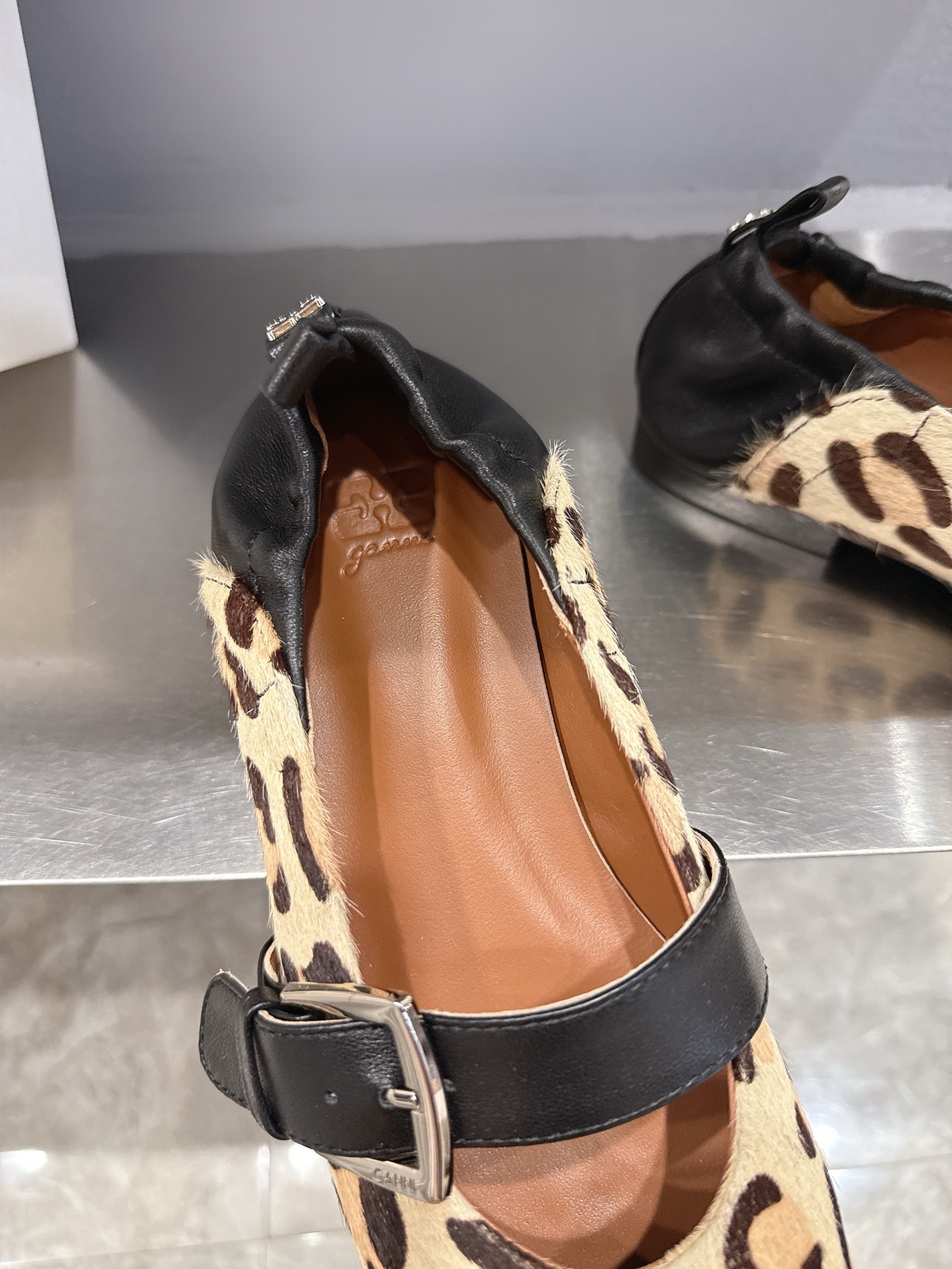 GANNI Spring/Summer 25s Collection: Derby Shoes Review and Details - 图片 7