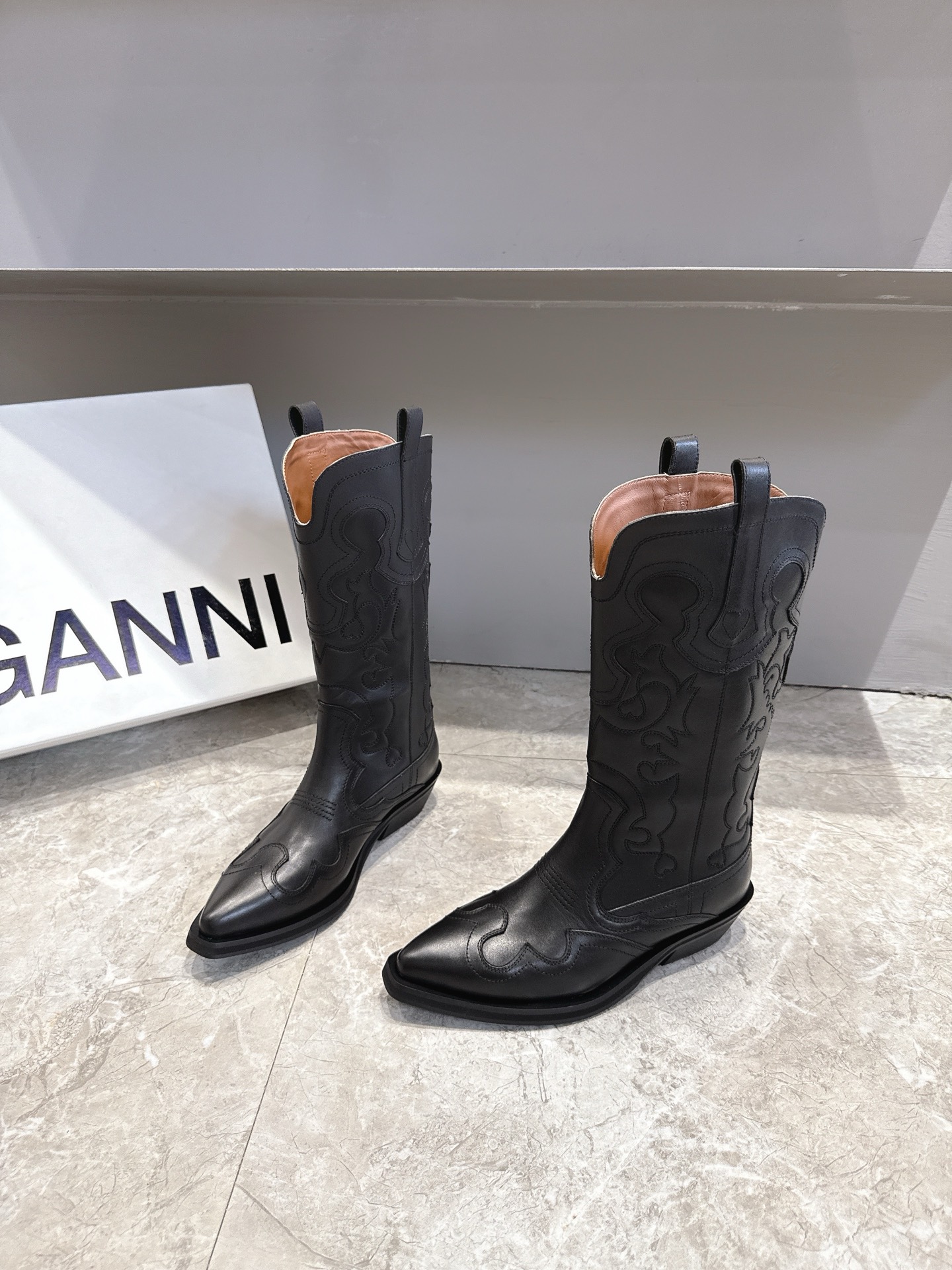 Top Western Style Boots: Ganni vs. Cowboy Boots Comparison and Review