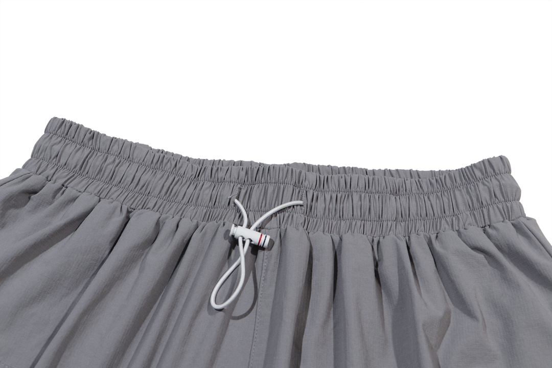 XGS TB Black Nylon Shorts with Big Pockets and Fast-Dry Material - 图片 9