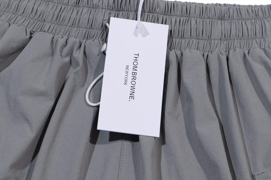 XGS TB Black Nylon Shorts with Big Pockets and Fast-Dry Material - 图片 4