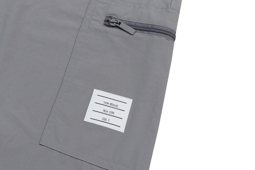 XGS TB Black Nylon Shorts with Big Pockets and Fast-Dry Material - 图片 5
