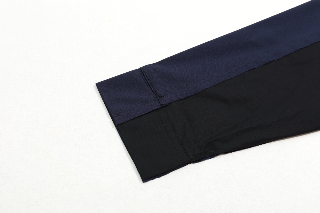 Fashion Review: CCAO Balenciaga Blue Shirt with Unique Material Combination - 图片 9
