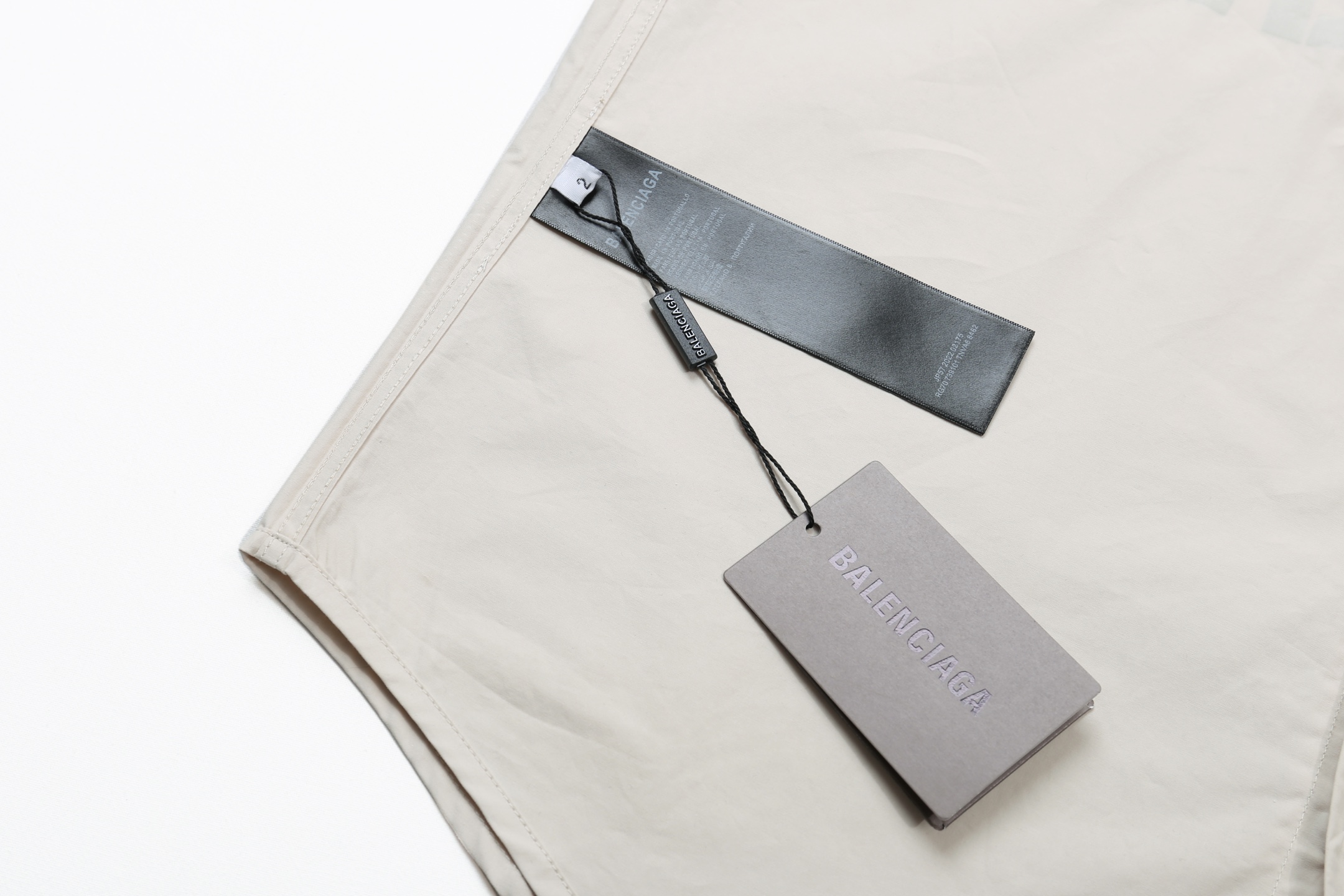 High-Quality Balenciaga Paris Family T-Shirts with Double Decomposition and Imported Printing - 图片 9