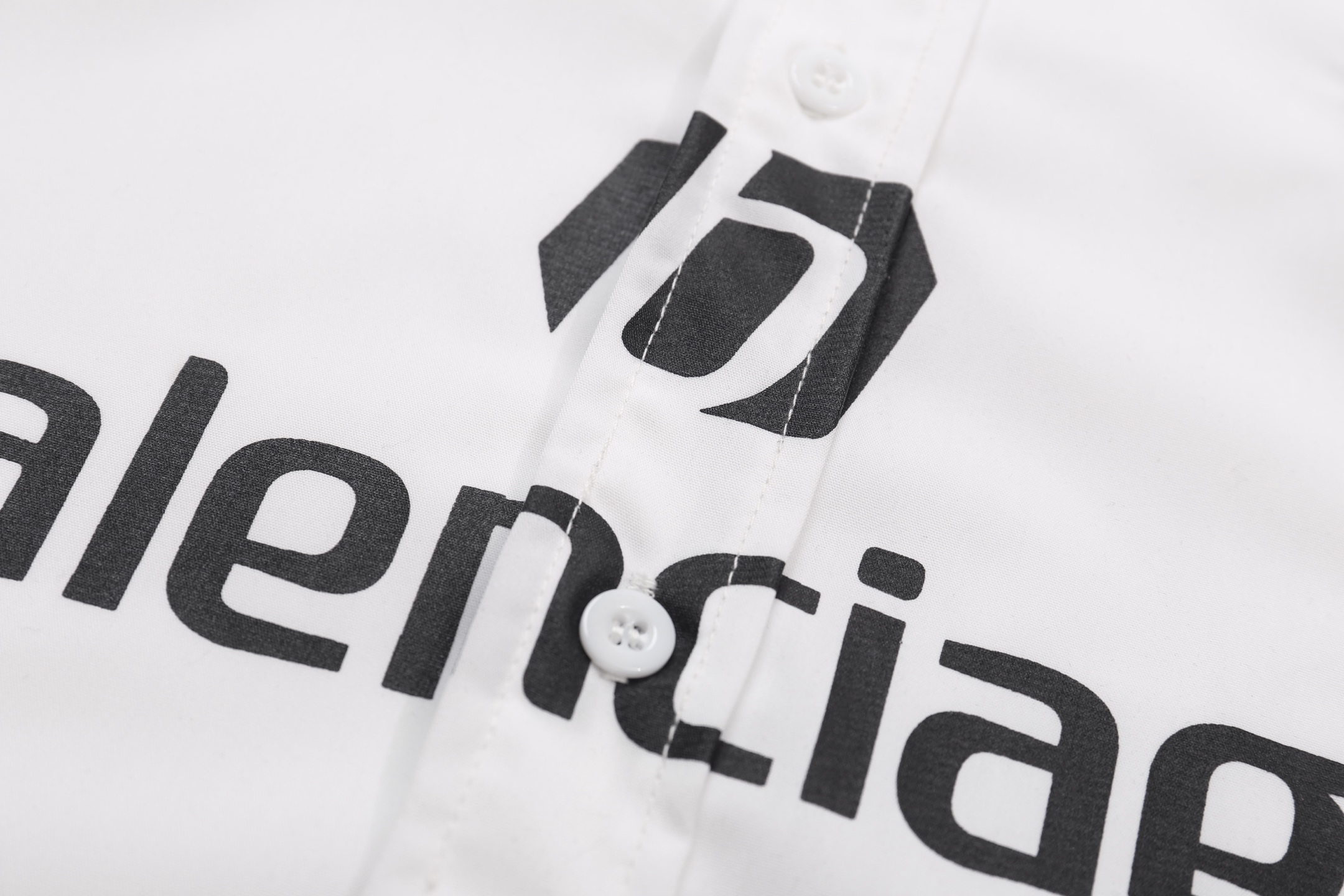 “265: XGS Baren X Adsman Shirt with Thermal Engraved Print” - 图片 7
