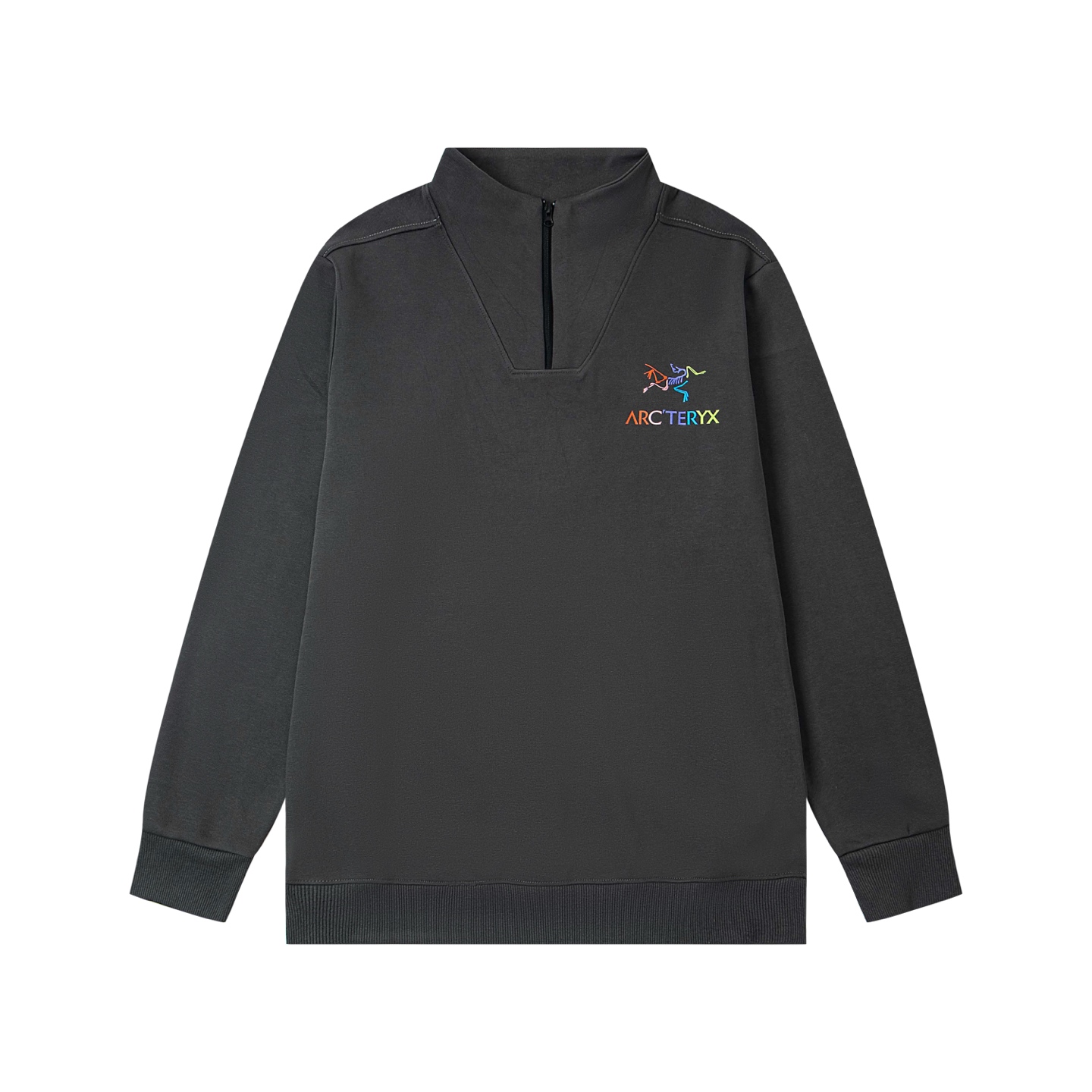 💰130
ARC‘TERYX 始祖鸟春季立领衫拉链长T袖

高品质，做细节✅

甄选新疆华棉面料 手感软糯细腻 上身充满质感 非常轻便舒适运动宽松版型不紧身 轻松驾驭无压力 

 全衣平车走线 立体剪裁 上身超赞
（真正的顶级是市场普通货完全不能比的）

采用高端印花 品质保证 袖口领口和下摆选用高端罗纹面料 舒适亲肤 不怕熨烫 耐磨损 水洗可随意搓洗 放心入手！

还原最真实的百分百质感/订制官网原版三标 下摆领口袖口罗纹开版制作/帽孔电镀五金/定制拉链（代购级品质❗️随意出入专柜无压力）

品控到位 放心入手✅

原宿风格/青春时尚/情侣搭配更出彩🤩
                                                                     
Color：黑色 灰色 藏青色
Size：XS/S/M/L/XL 

                    
             
               
              
           【注：手工测量 存在1～3 cm 误差】