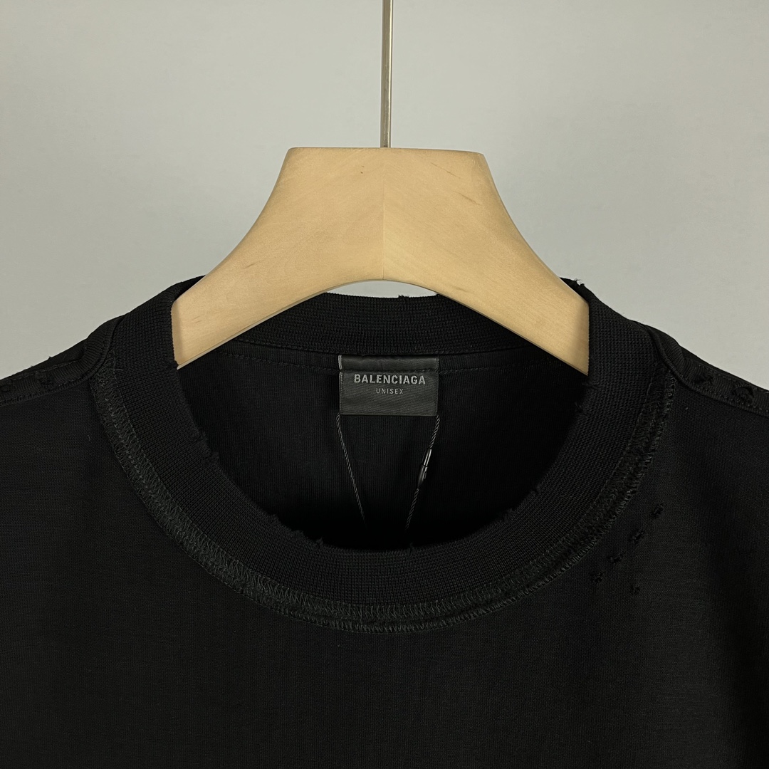 Balenciaga 上新 -BALENCIAGA-巴黎世家彩虹旗帜短袖T恤 开发定织面料工艺洗水处理 高克重300克面料 质感十足 布面干净 柔软舒适