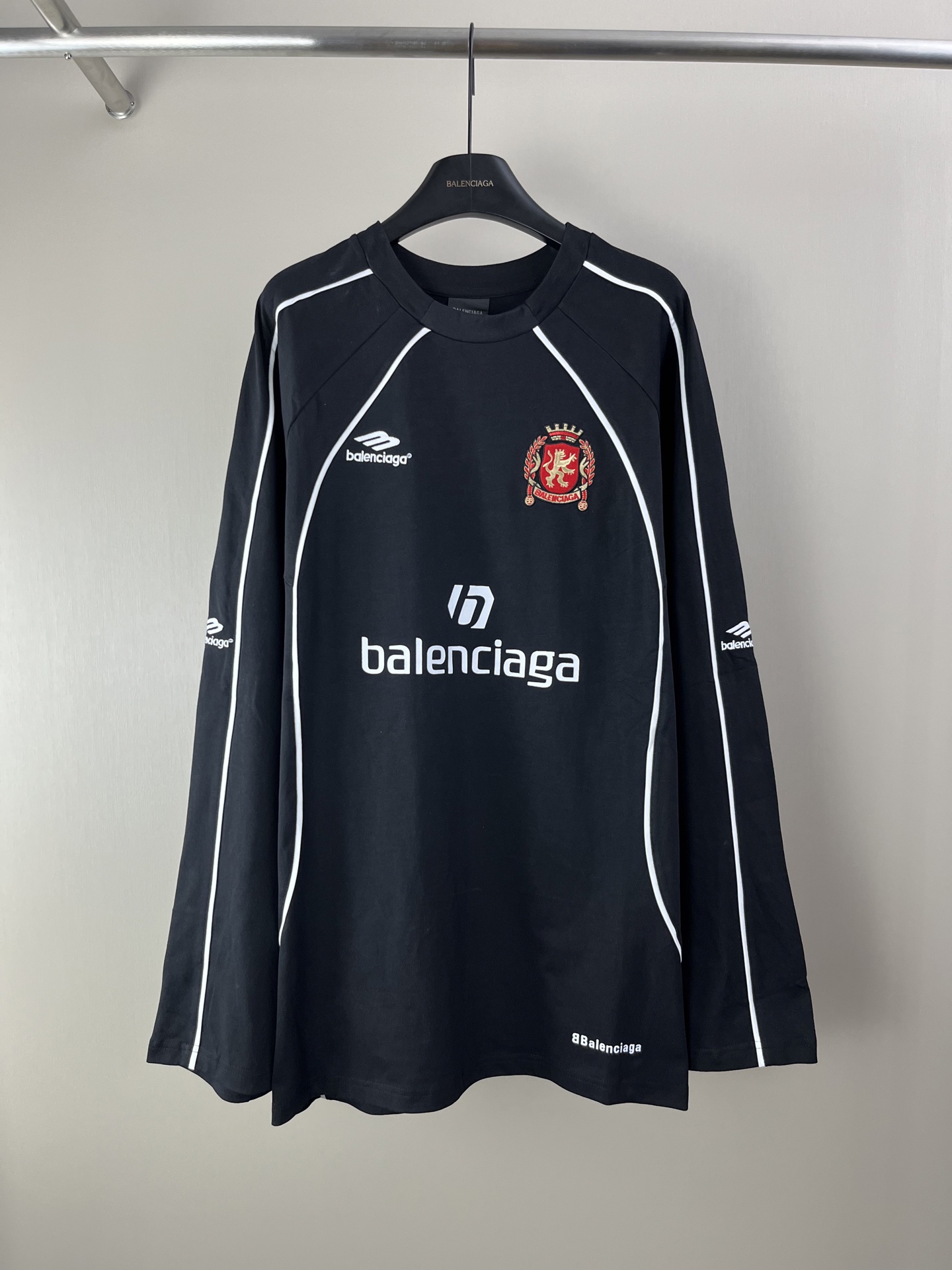 Balenciaga Manchester United Crest Long Sleeve T-Shirt - Black, OS Fit