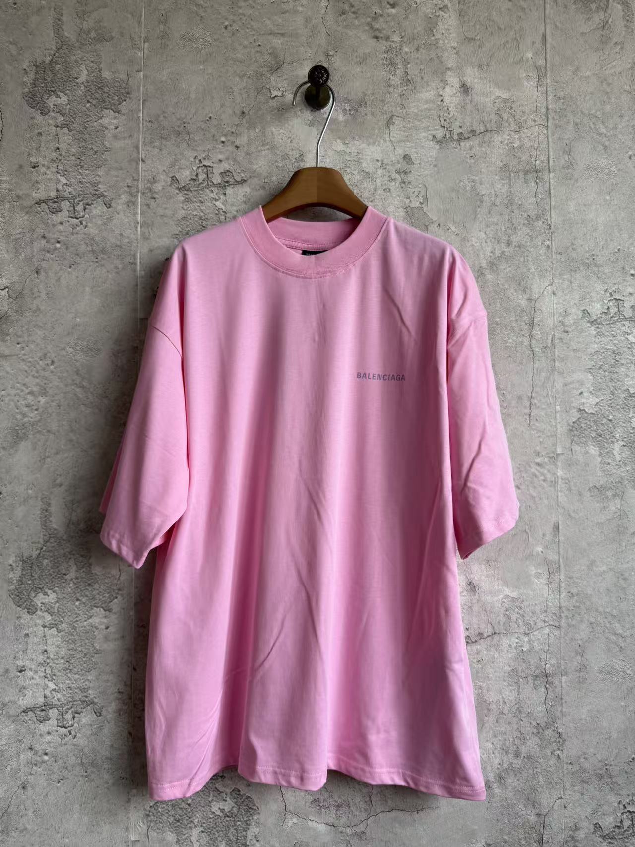 Básico estampado de letras delante y detrás manga corta P80 Color: Rosa Talla: Xs-L