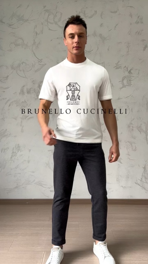 Elegante Camiseta de Algodón Brunello Cucinelli para Hombre - Estilo y Comodidad 1 Elegante Camiseta de Algodón Brunello Cucinelli para Hombre - Estilo y Comodidad