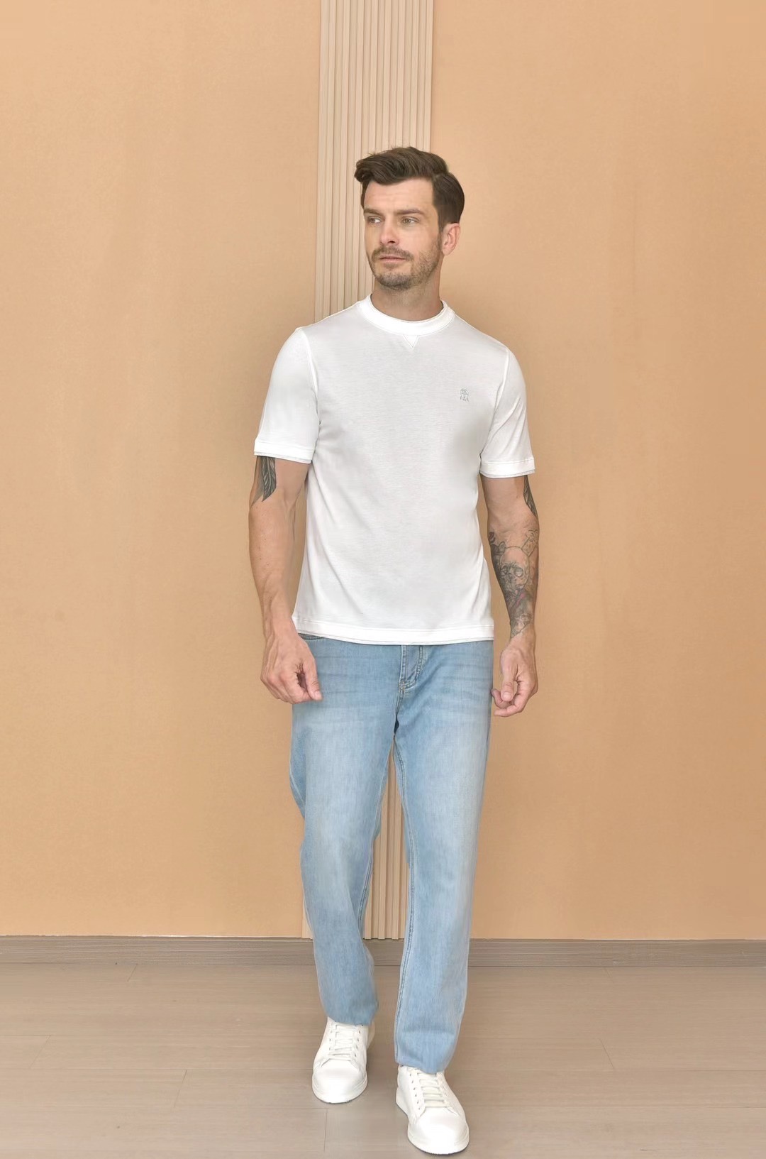 T-shirt Loro Piana Blanc en Coton Premium pour Homme - Confort et Élégance