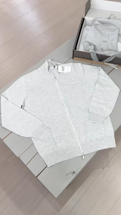 Brunello Cucinelli Light Gray Zip-Up Cashmere Knit Jacket for Women 1 Brunello Cucinelli Light Gray Zip-Up Cashmere Knit Jacket for Women