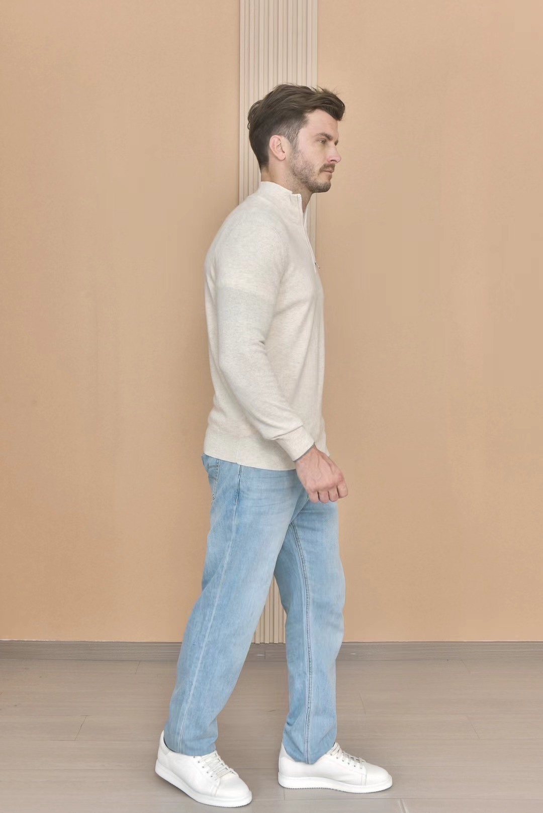 Luxurious Loro Piana Quarter-Zip Cashmere Sweater - Timeless Style & Comfort 6 i1724750127 7950 1