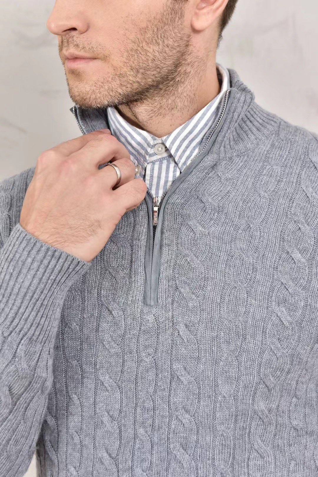 Loro Piana Men's Gray Cable-Knit Half-Zip Cashmere Sweater - Classic Fit 3 i1725262542 7261 2