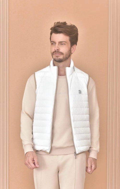Loro Piana Men's Lightweight Padded Vest | Stylish & Warm Outerwear